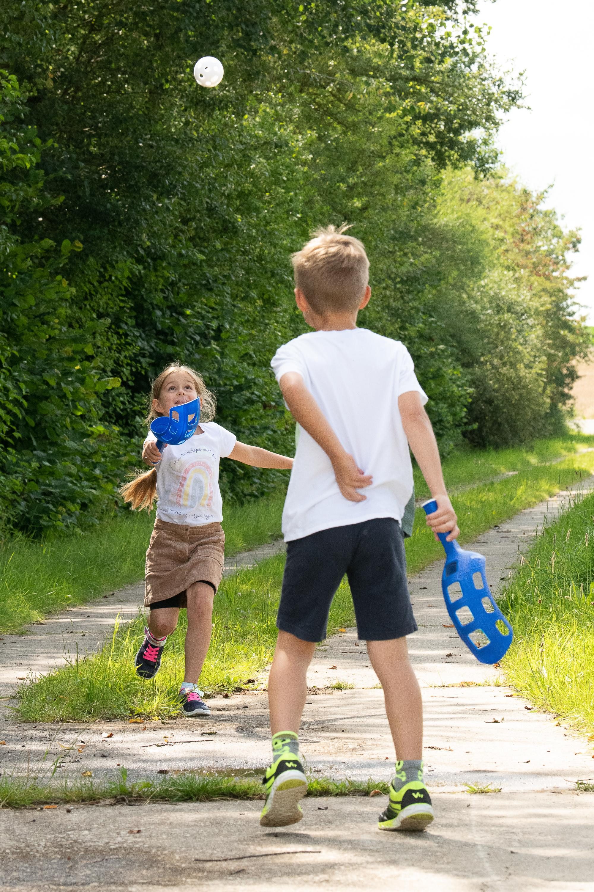 Betzold Sport Outdoor-Spielzeug Scoop-Ball-Spiel – 2 günstig online kaufen