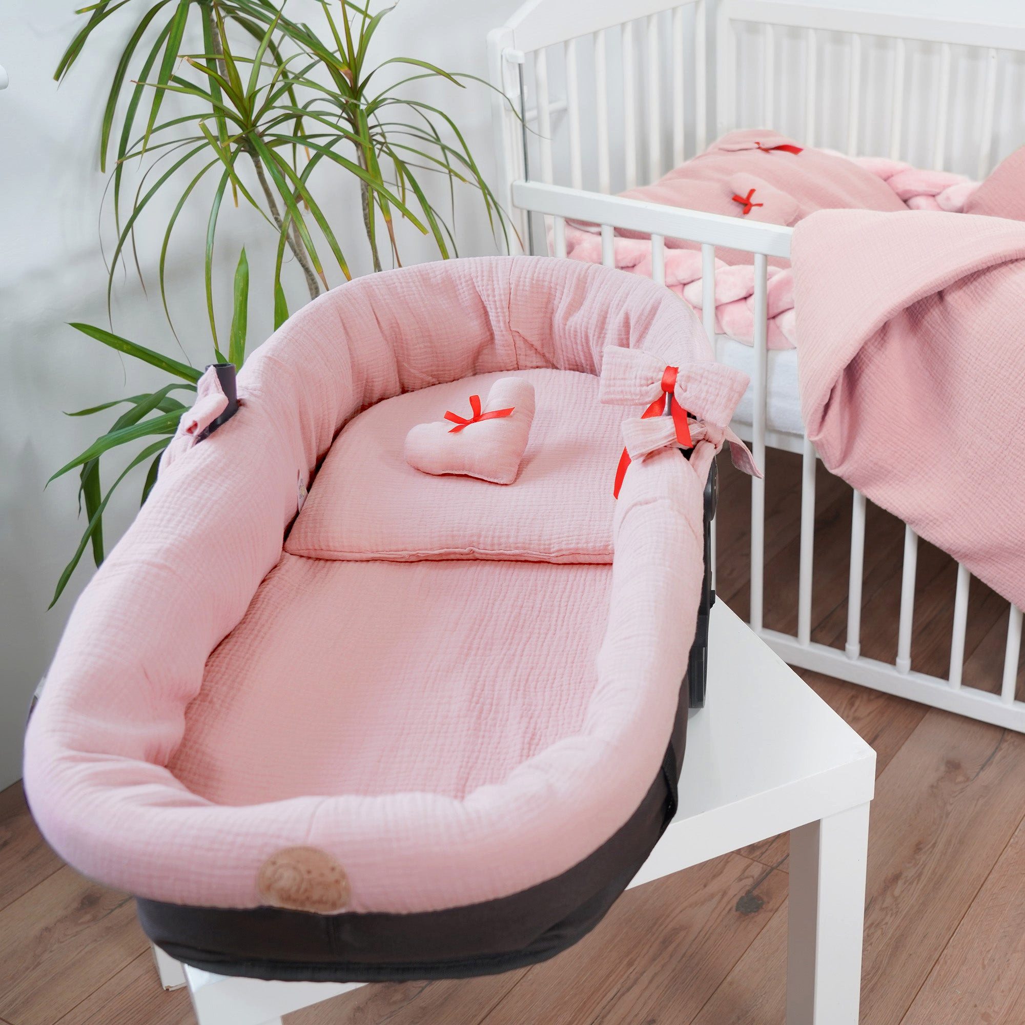 Totsy Baby Kuschelnest Umrandung für Kinderwagen - Bezug für Babywanne Nestchen