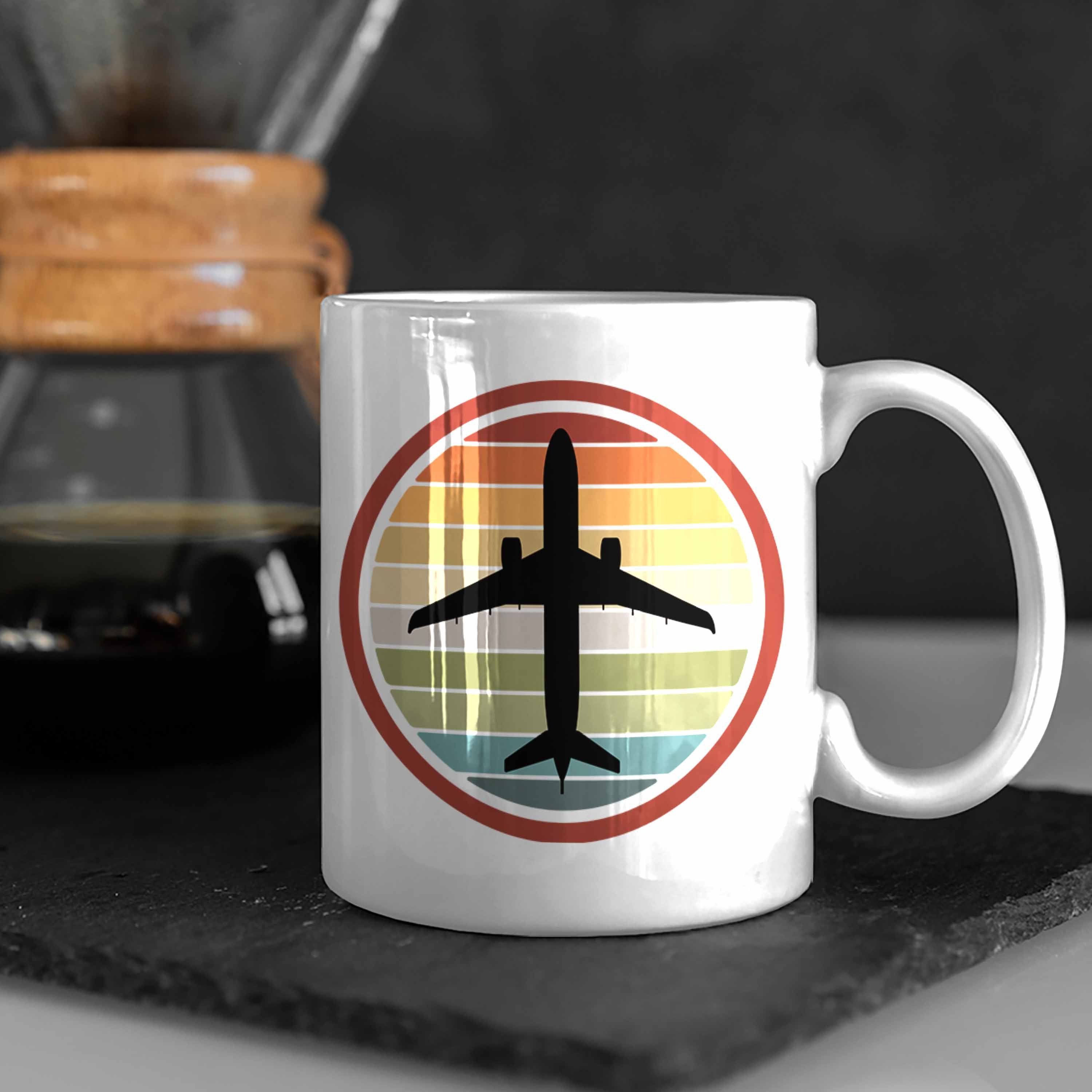 Trendation Kaffeetasse Pilot Piloten Flugzeug Tasse Trendation Grafik Fliegen Weiss - Geschenk Tasse Geschenkidee Flugzeug