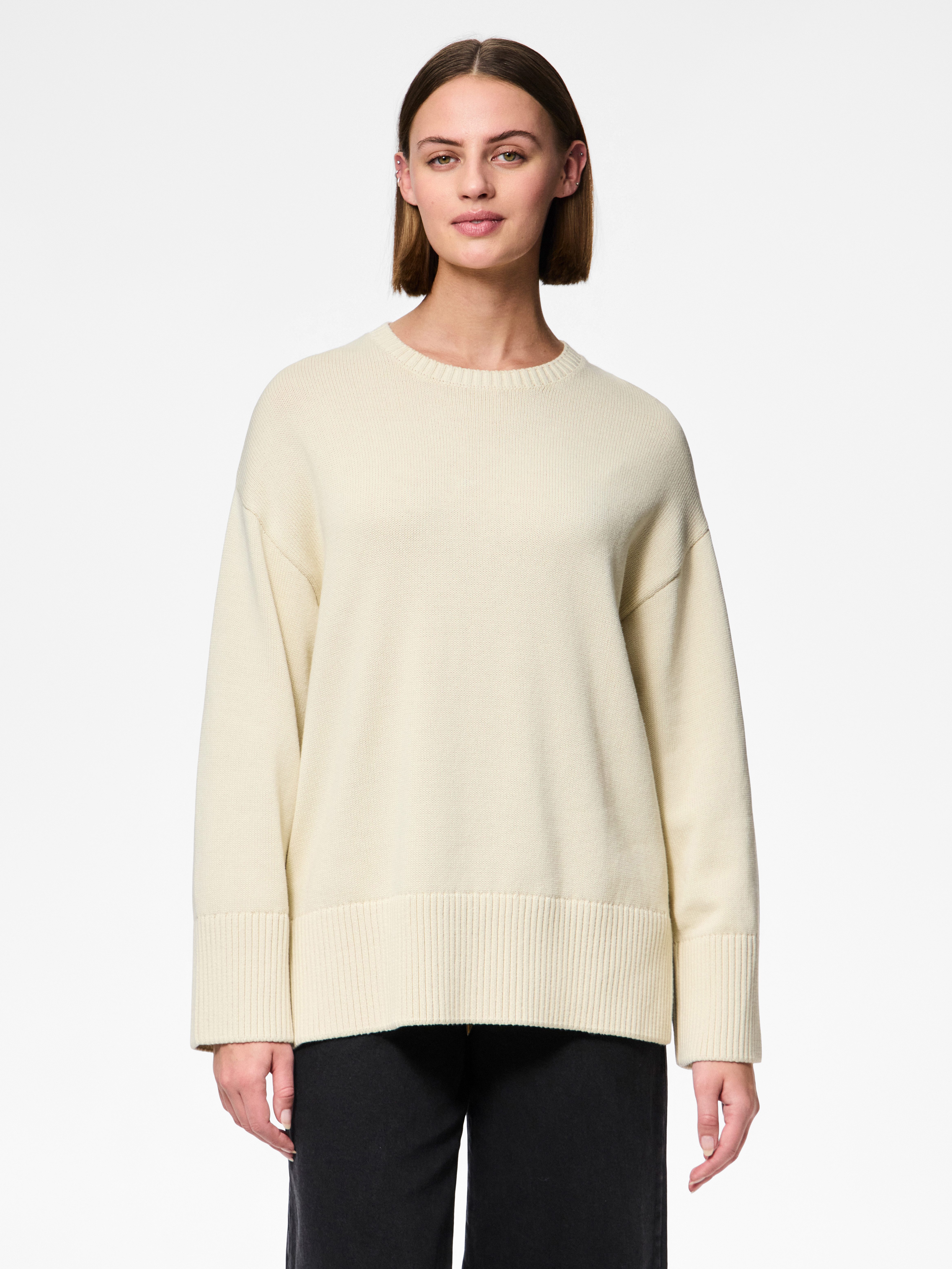 pieces Rundhalspullover PCAVA LS O-NECK SLIT günstig online kaufen