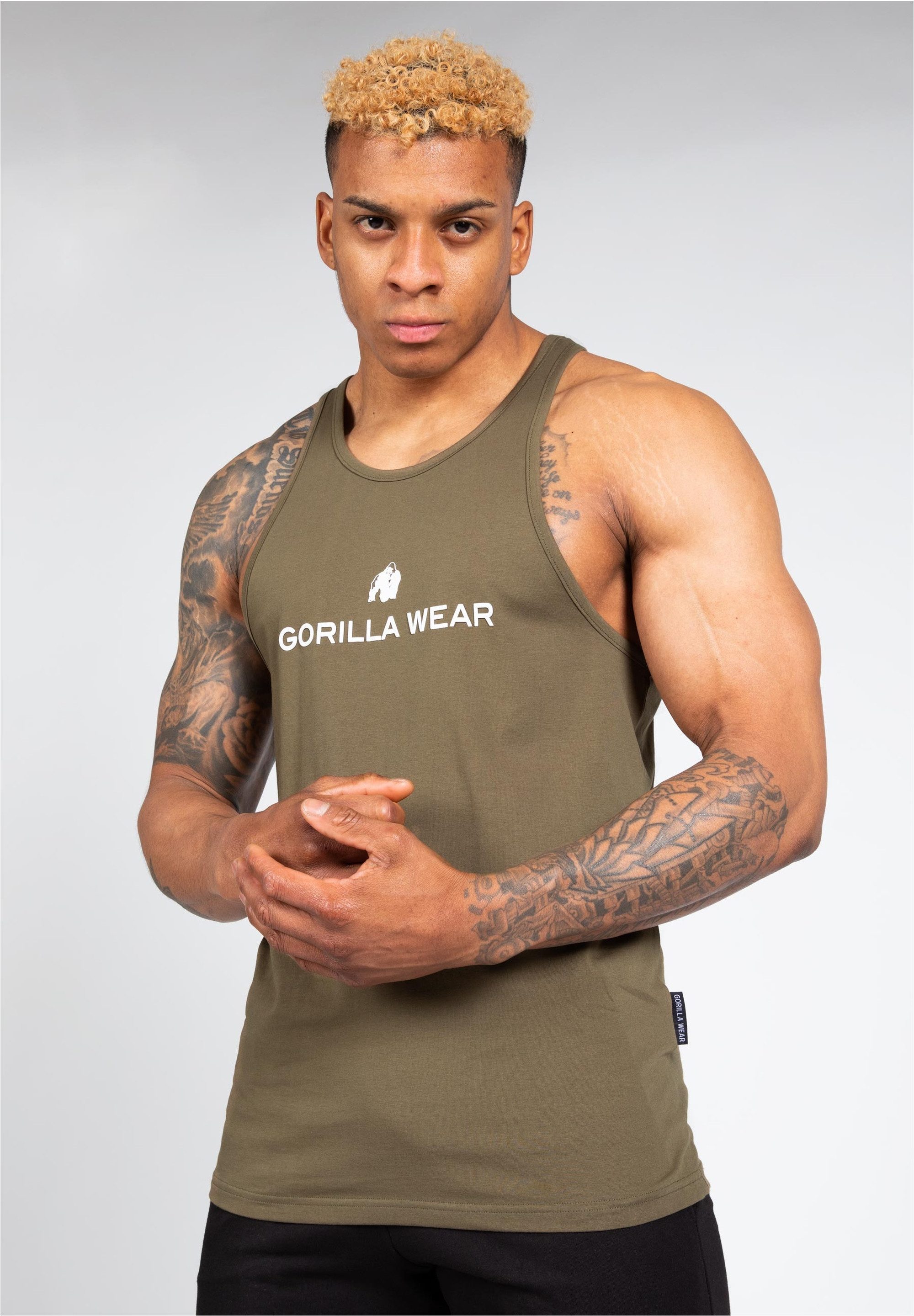 Gorilla Wear Funktionsshirt aus dehnbarem Material