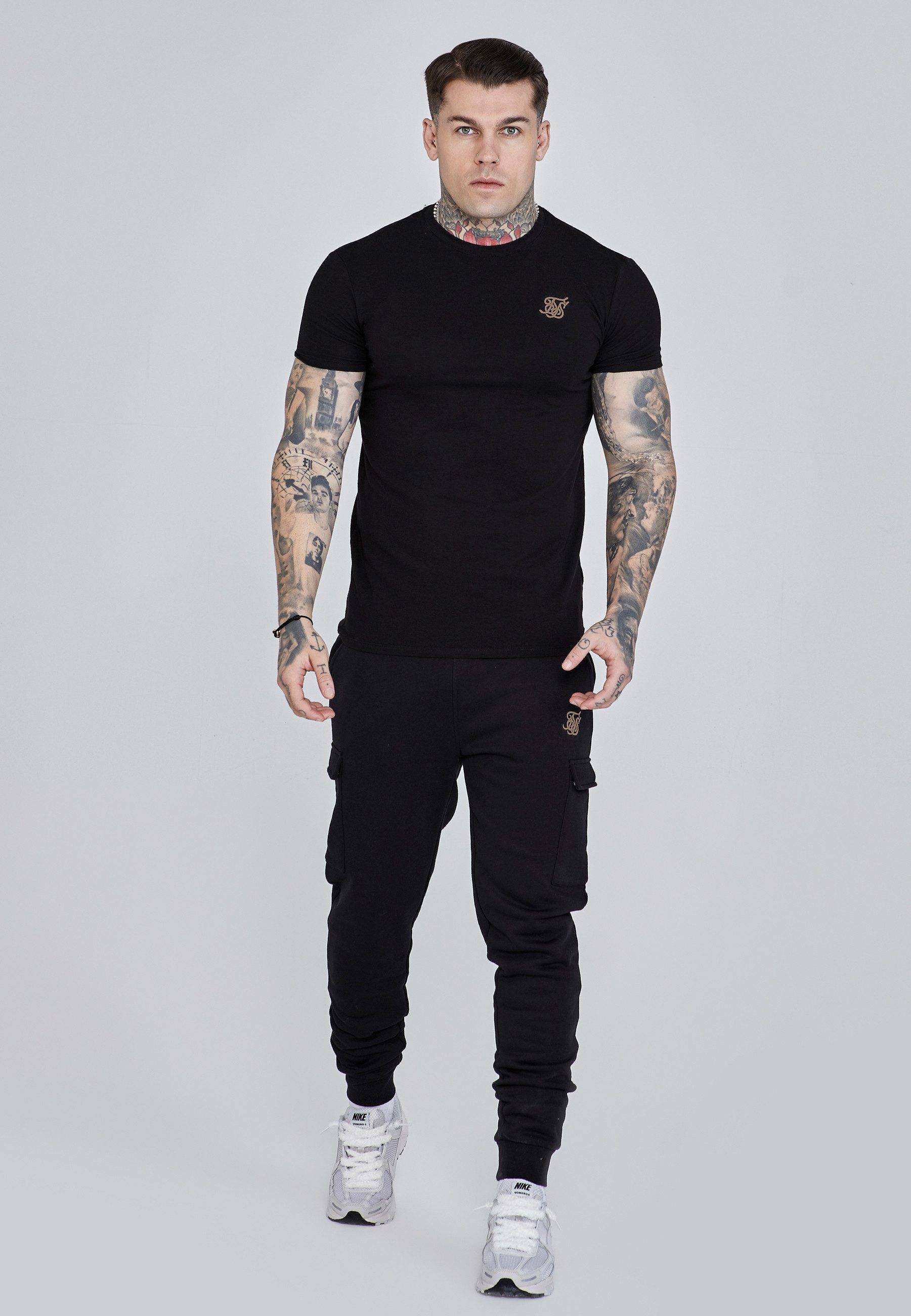 Siksilk T-Shirt SikSilk Herren T-Shirt mit Muscle-Fit-Passform günstig online kaufen