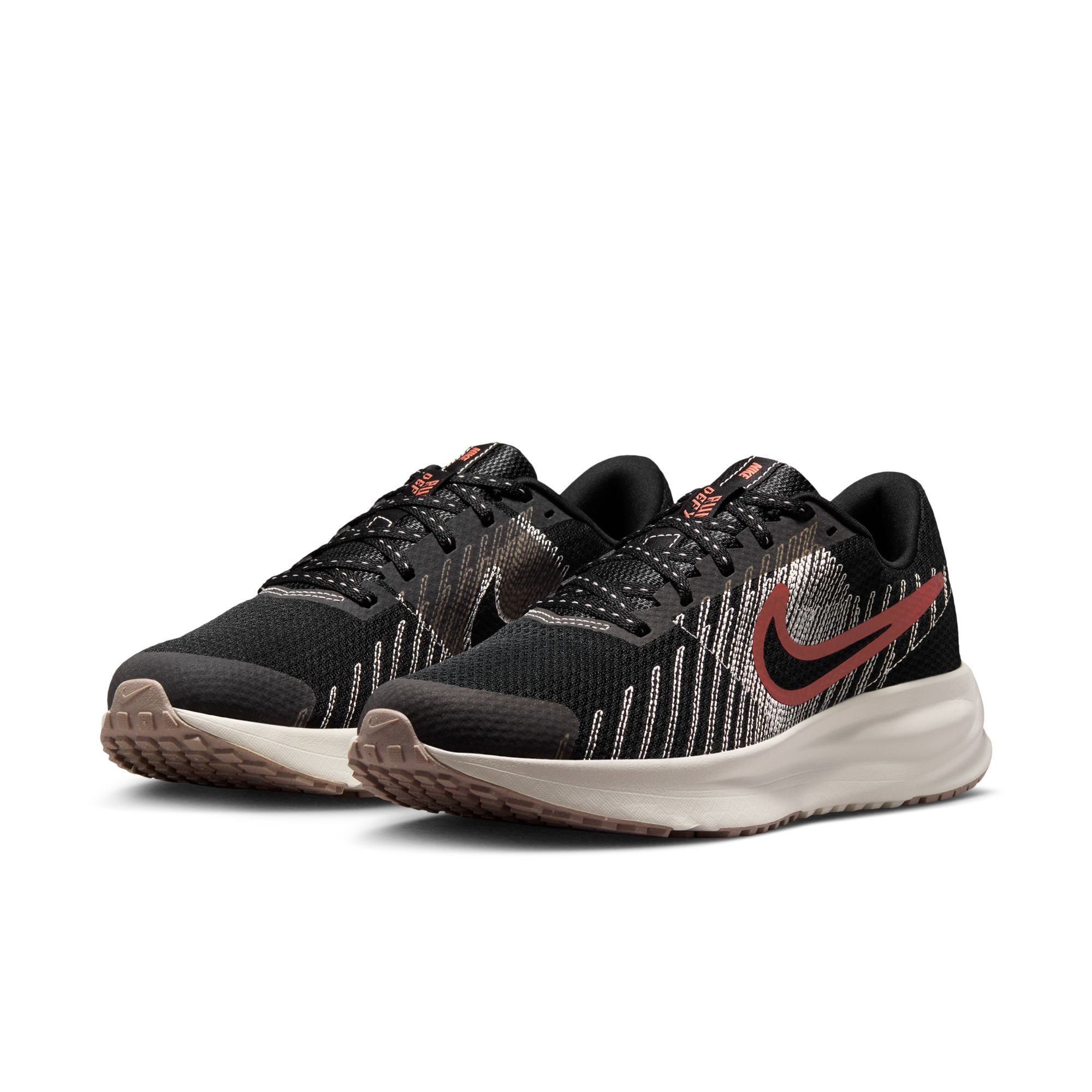 Nike Run Defy Laufschuh