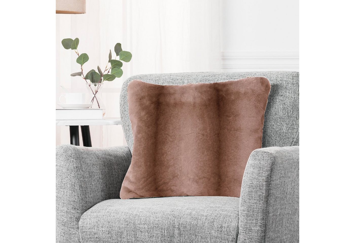 Brilliant Kissenbezüge / Dekokissen / Couchkissen/ Kunstfell, Kuschelweich