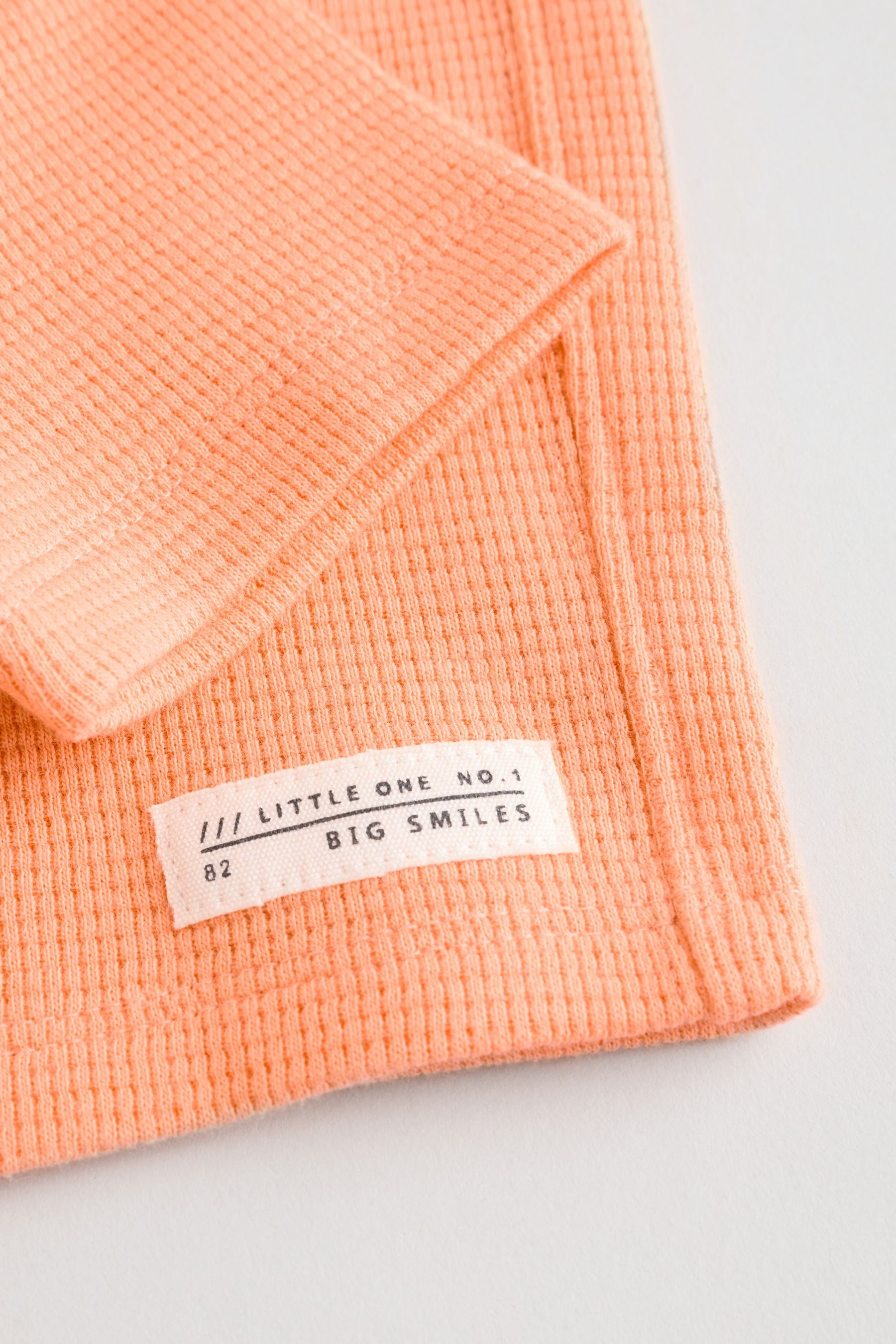 Next T-Shirt & Shorts Baby Oberteil und Shorts im Set (2-tlg)