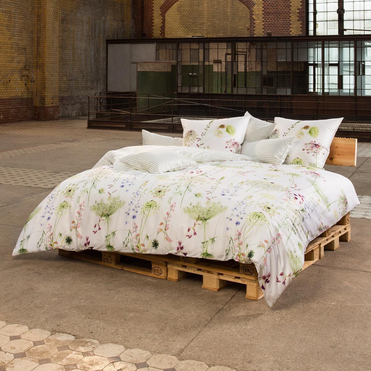 Estella Bettwäsche Meadow, Mako Satin, 3 günstig online kaufen