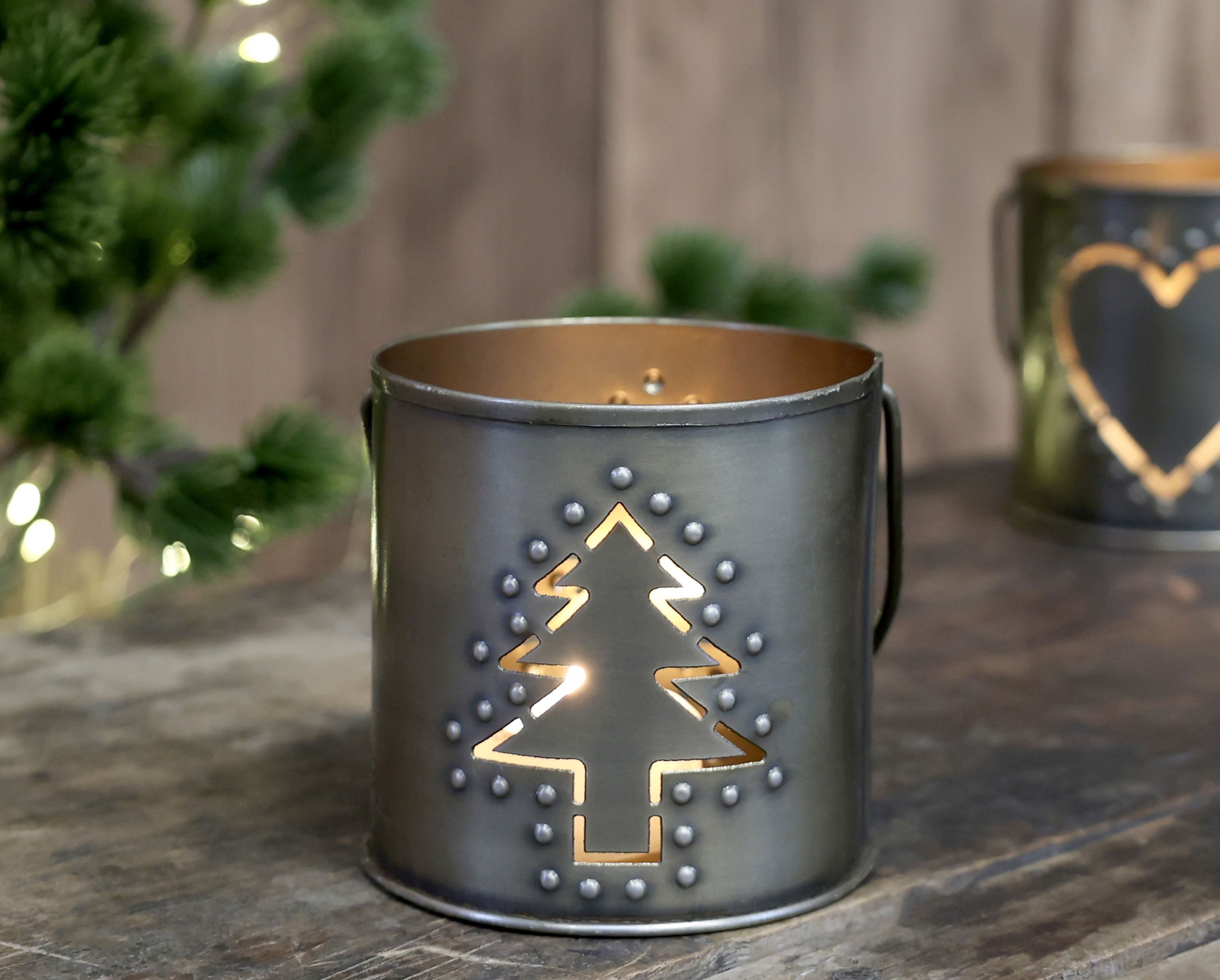 Chic Antique Kerzenhalter Chic Antique - Windlicht Teelichthalter "Weihnachtsbaum" Metall