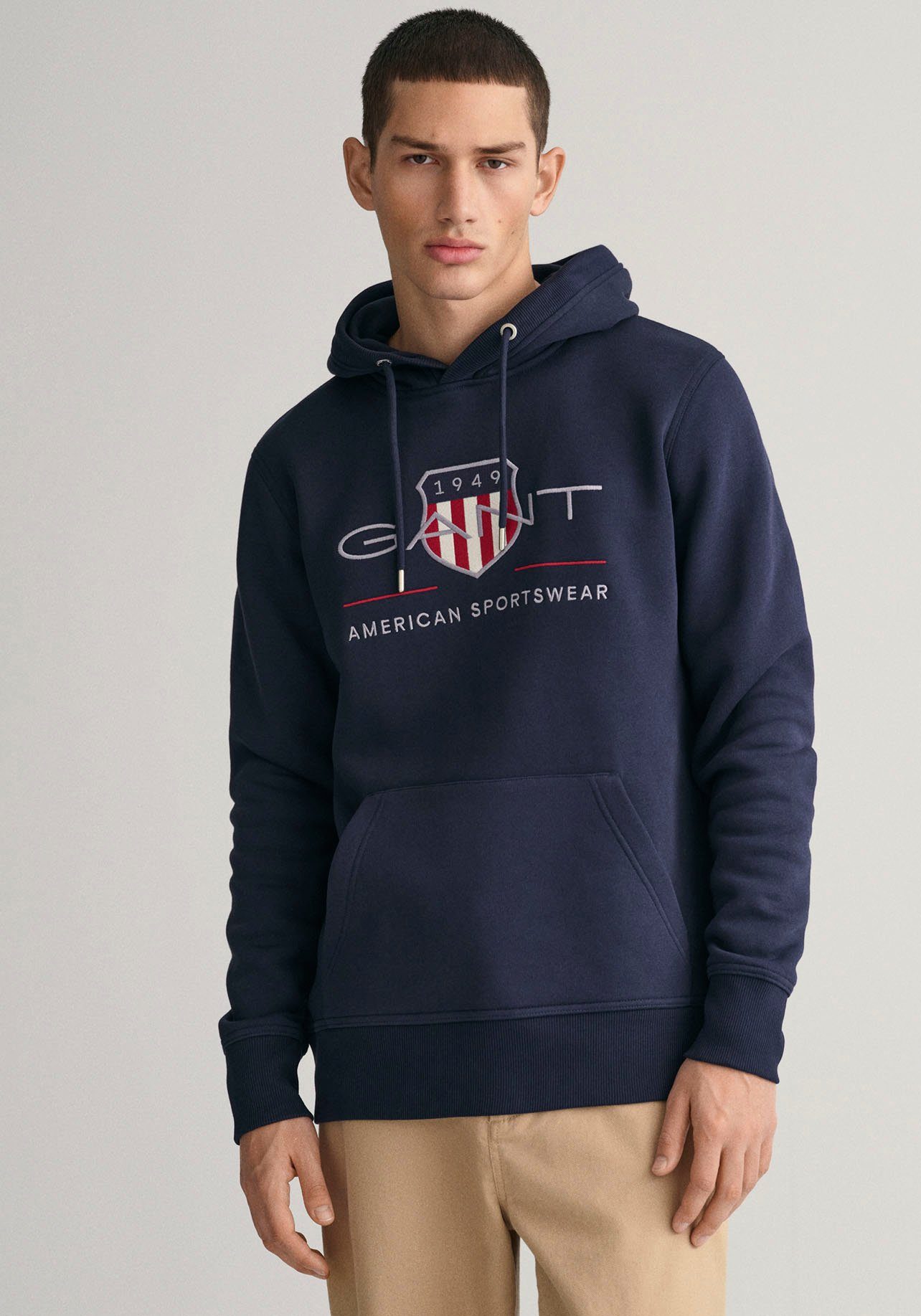 Gant Hoodie REG ARCHIVE evening Logostickerei mit HOODIE der Brust blue auf modischer SHIELD