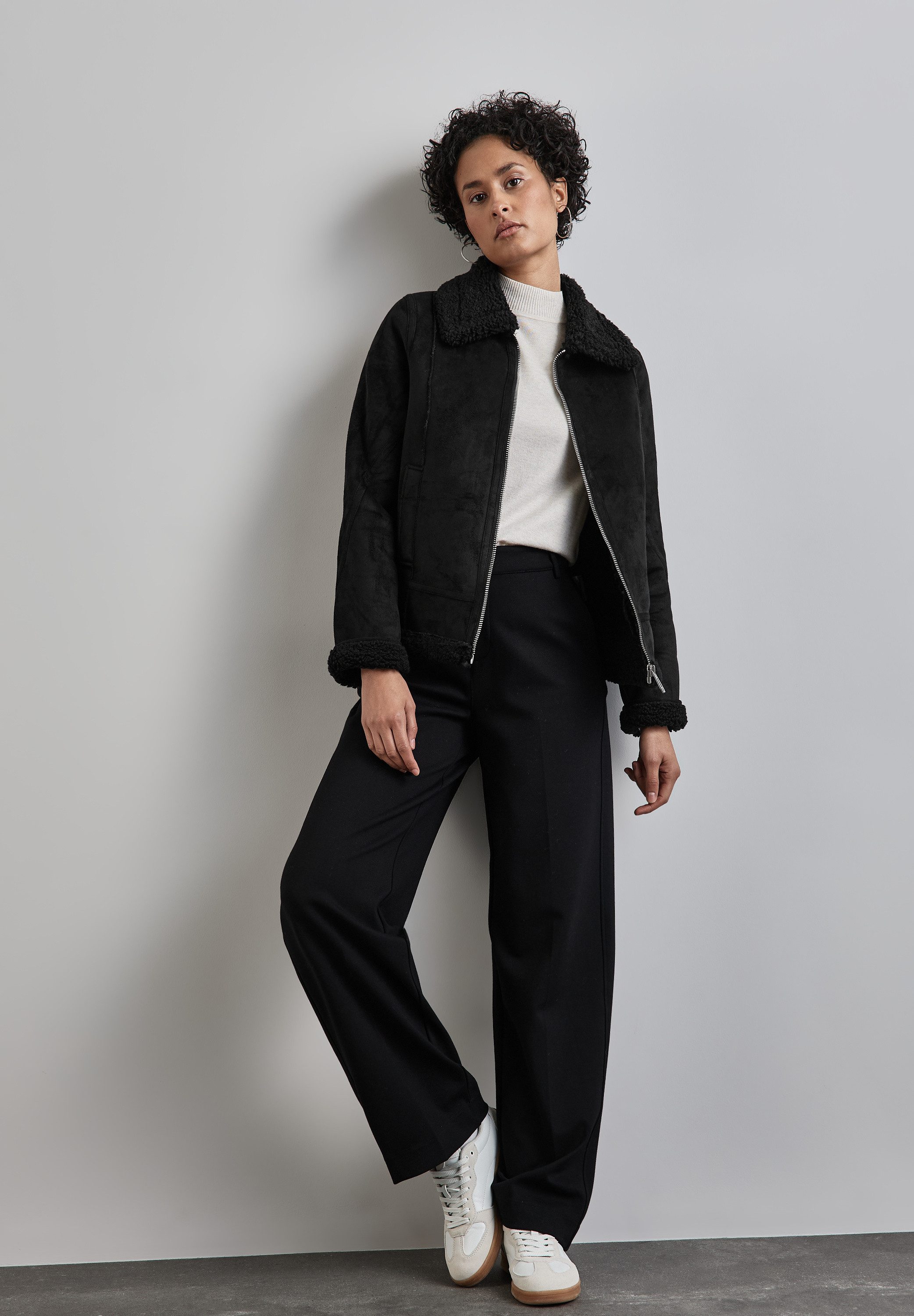STREET ONE Fellimitatjacke mit dekorativen Nähten