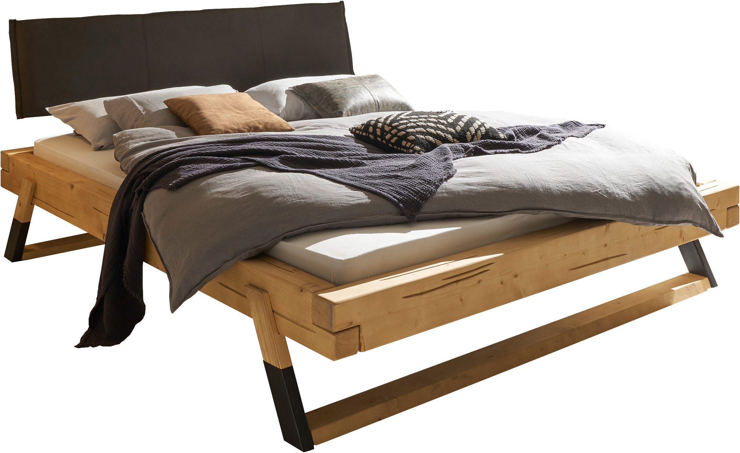 Schlafkontor Bettgestell Lobia Massivholzbett, gepolstertes Kopfteil, 180x200 cm, Doppelbett in Fichte natur