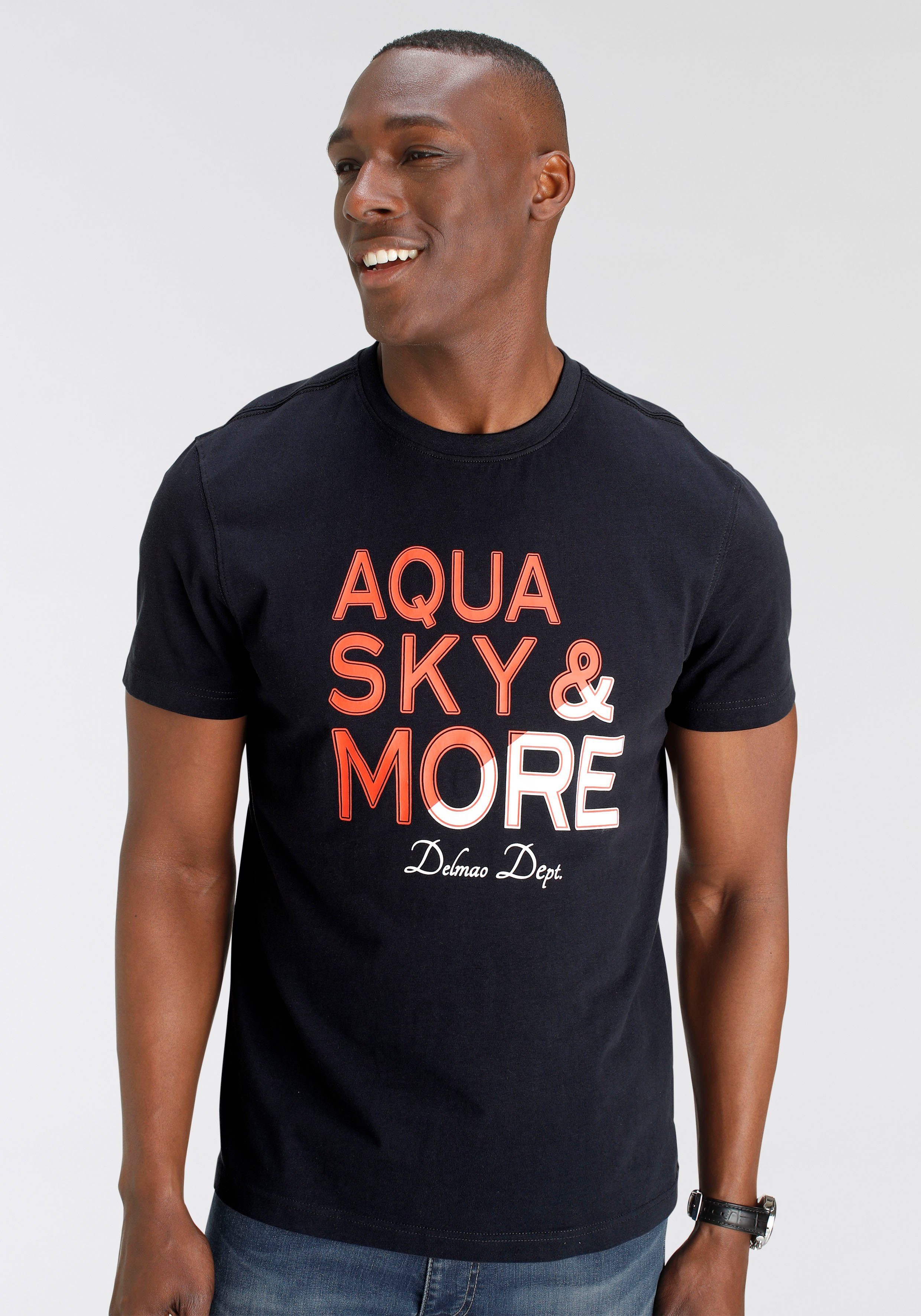 DELMAO T-Shirt Kurzarm, bedruckt, Rundhals, aus Baumwolle günstig online kaufen