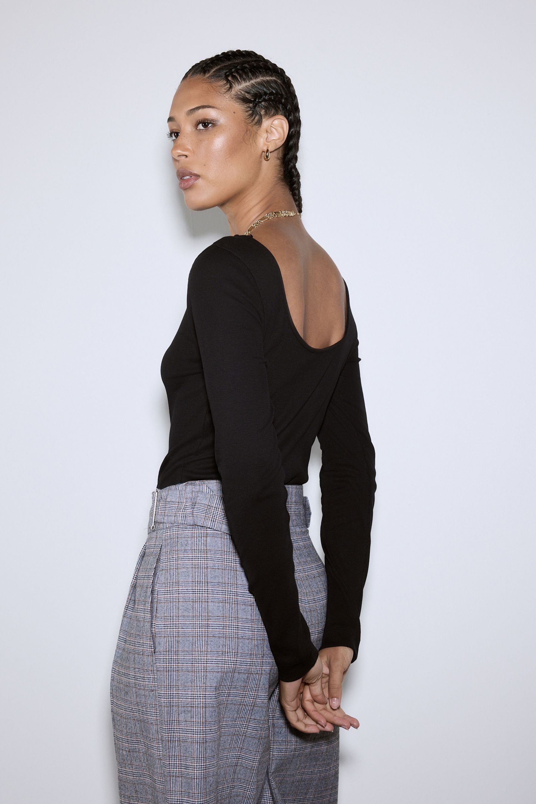 Next Blusenshirt Langärmeliger Bodysuit mit U-Rückenausschnitt (1-tlg) günstig online kaufen