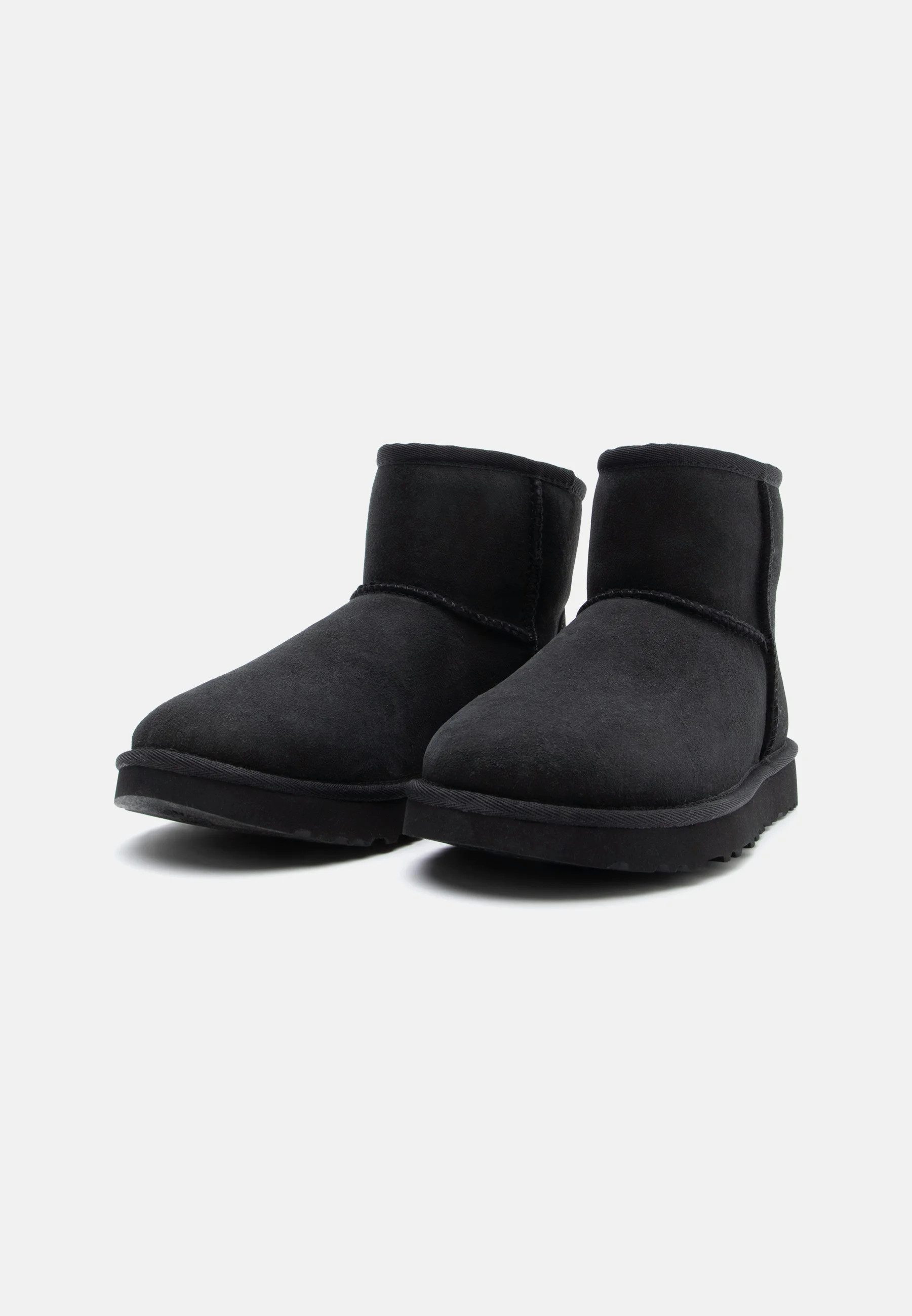 UE Stock UGG CLASSIC MINI II Damen Winterstiefel Schlupfstiefel Boot Schwar günstig online kaufen