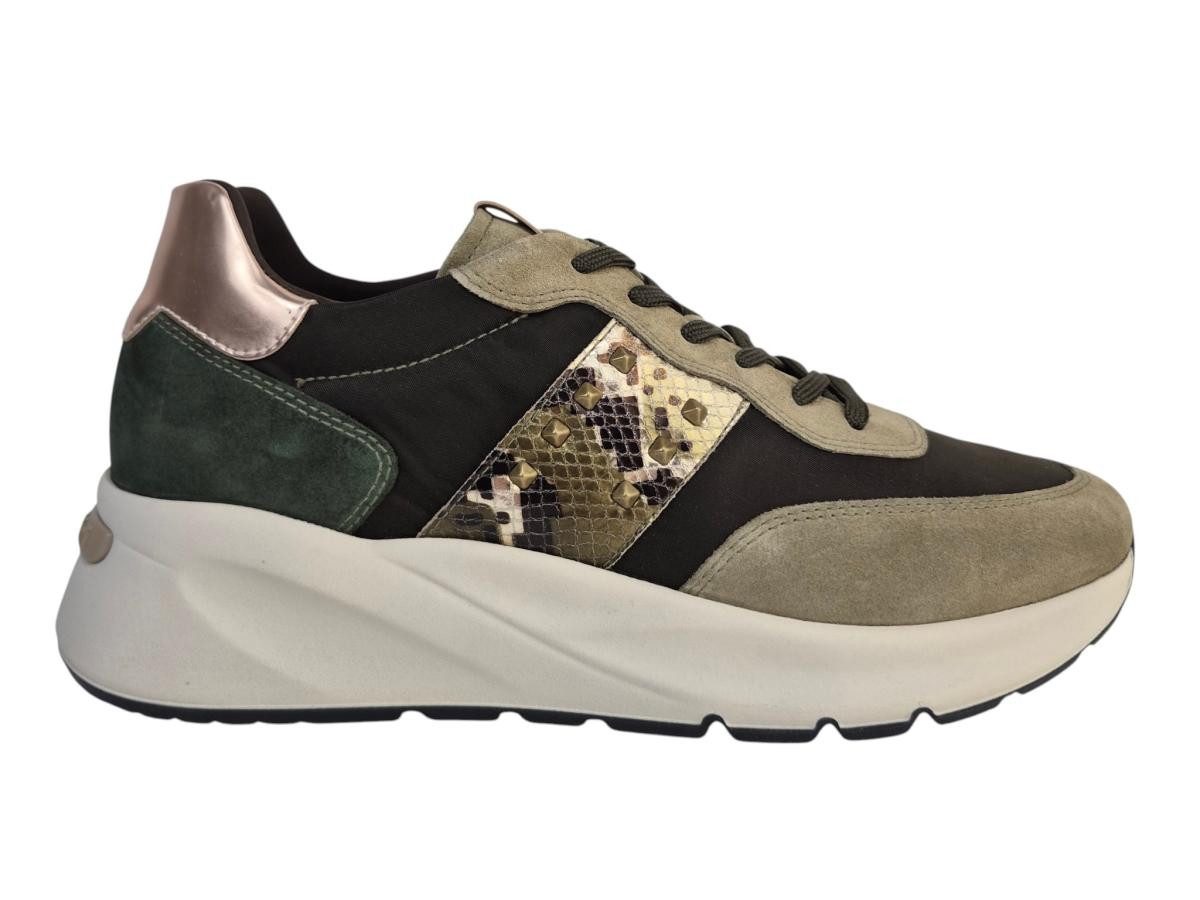Velour Sneaker