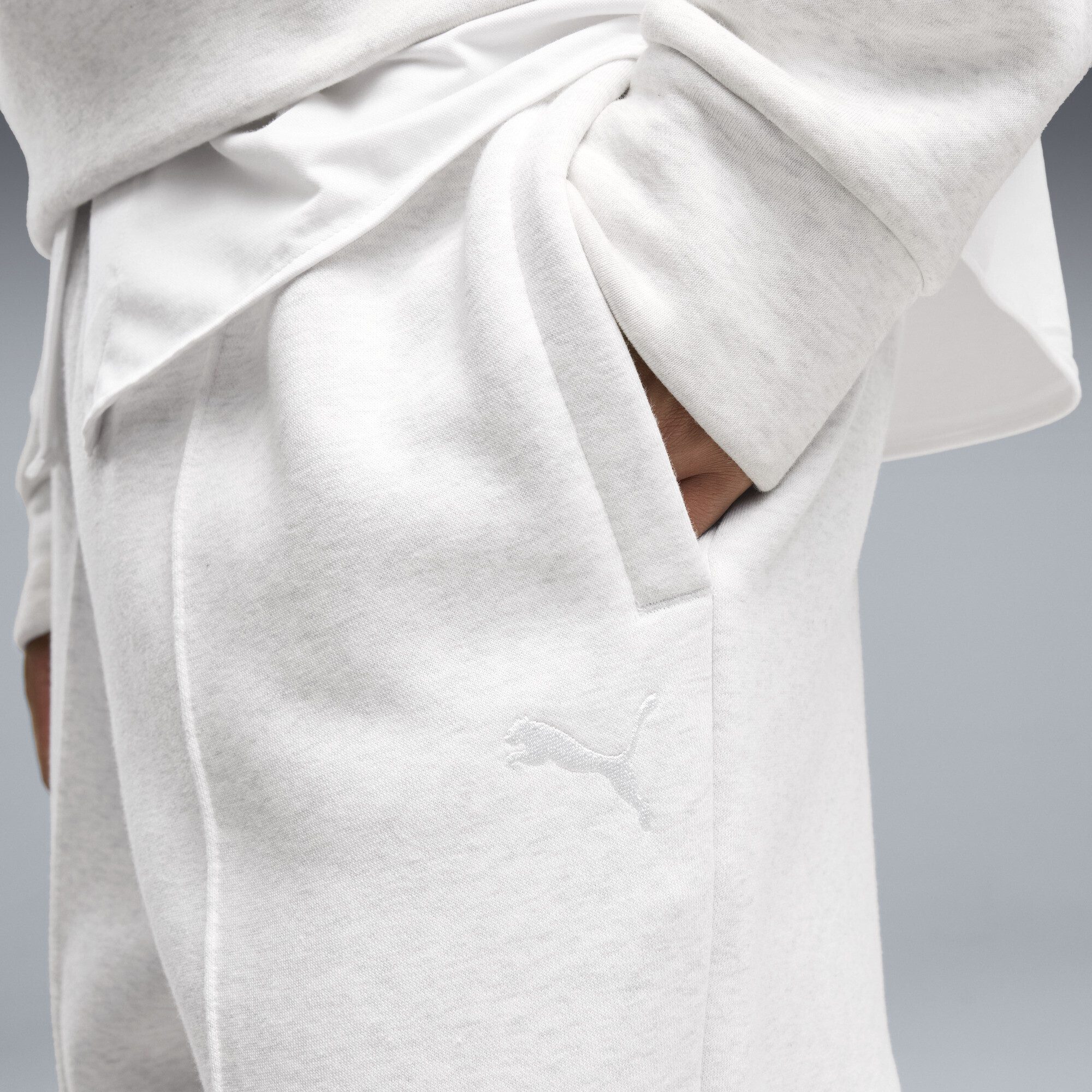 PUMA Sporthose Essentials Heavy Fleece Relaxed Sweathose Herren
