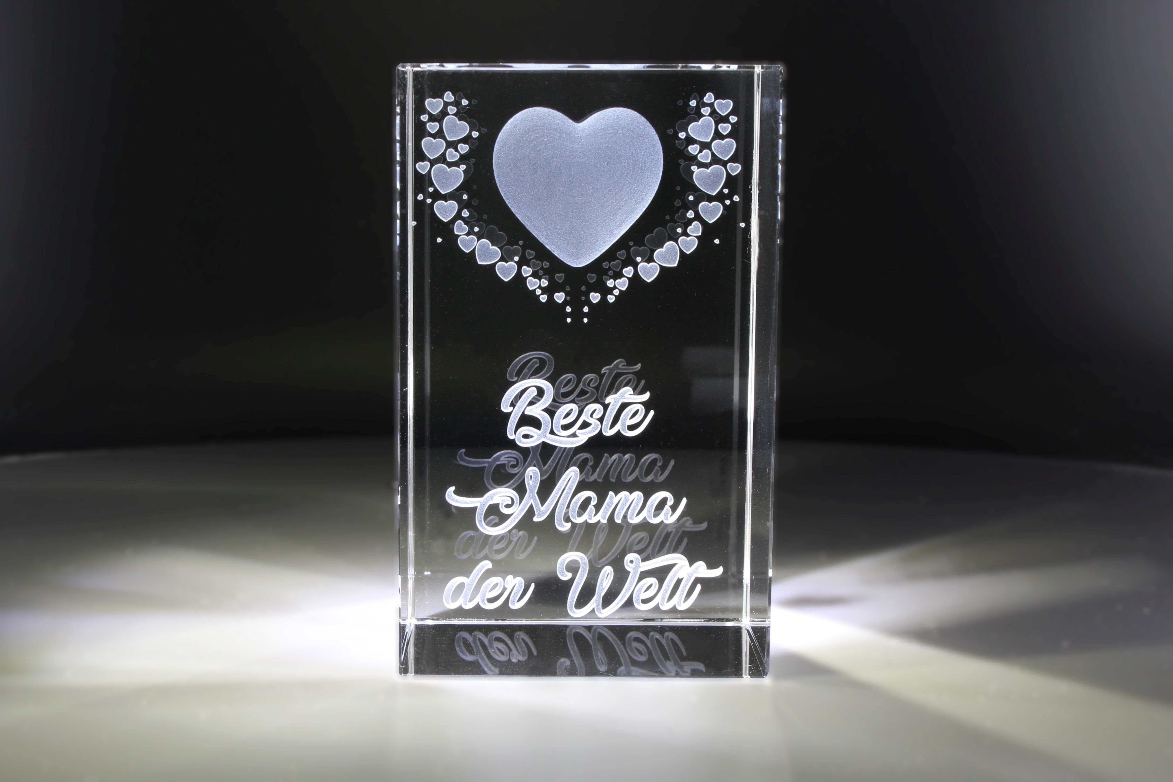 VIP-LASER Dekofigur VIP-LASER 3D Kristall Germany, Mama Herzen Geschenkbox, der Familienbetrieb Hochwertige Made in Motiv: Fliegende Beste Wel