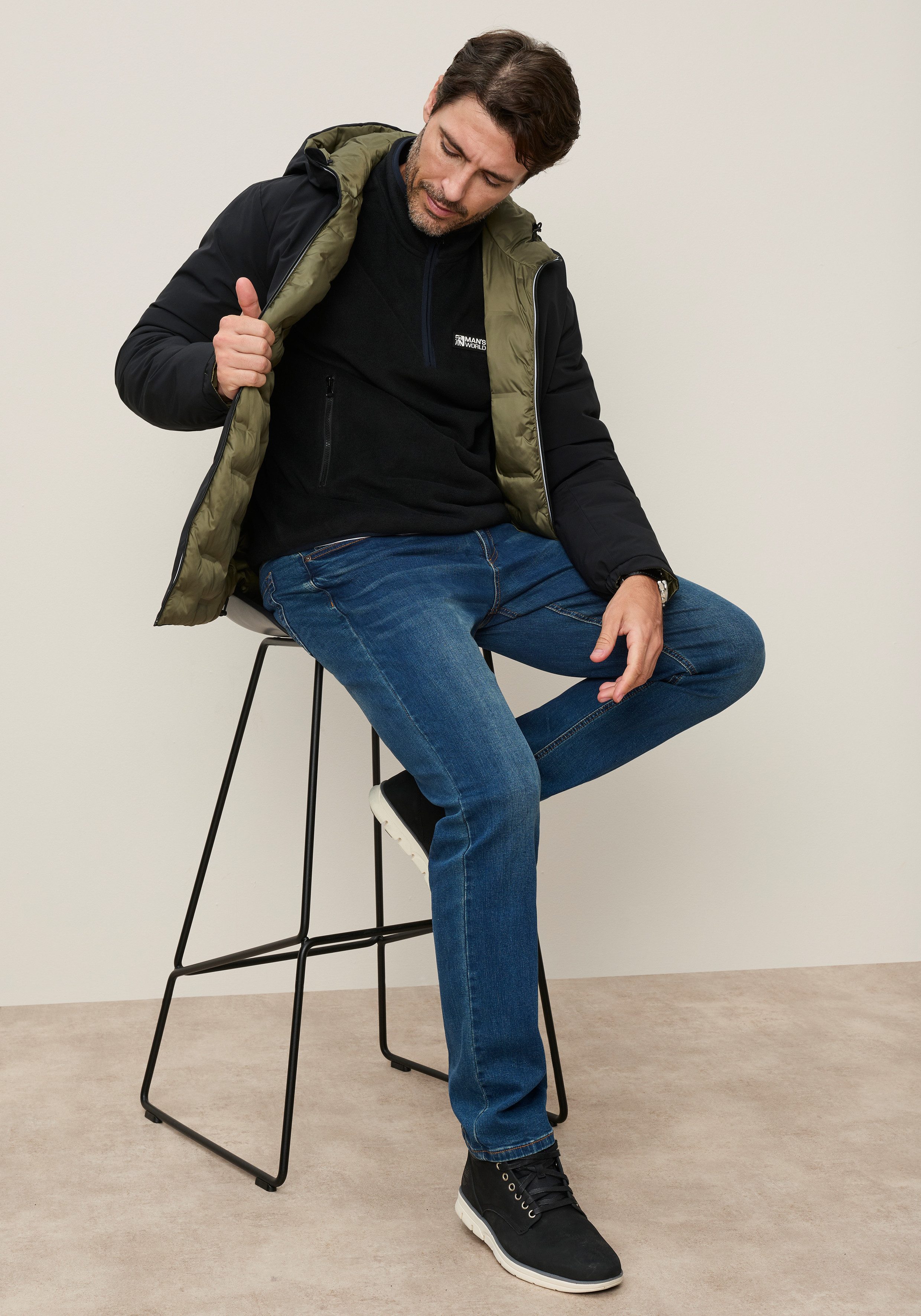 Zum Outfit 11