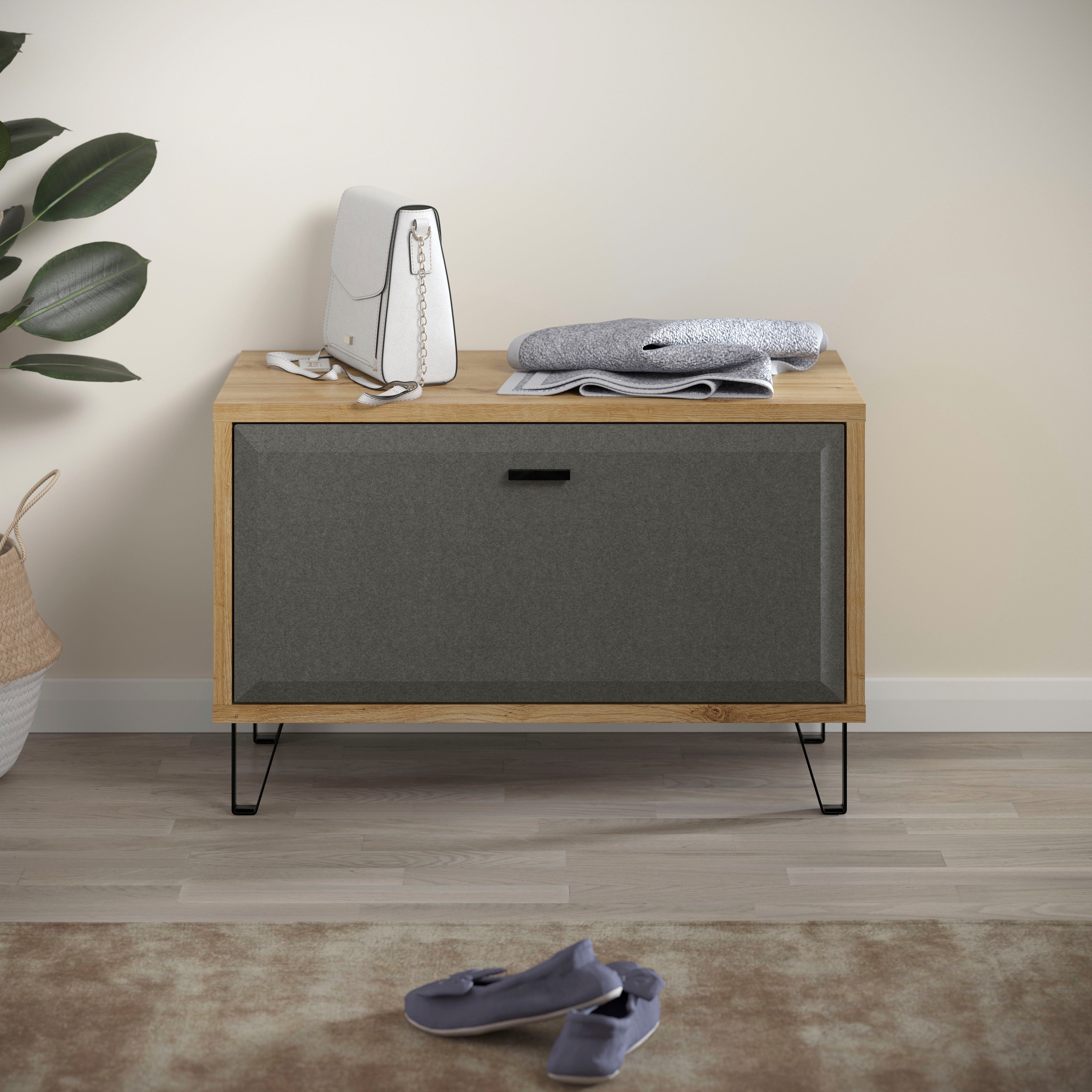 Places of Style Sitzbank Belva (1-St), Flurbank mit einer Klappe - verstellbarer Boden - (B/T/H) 79/42/51 cm