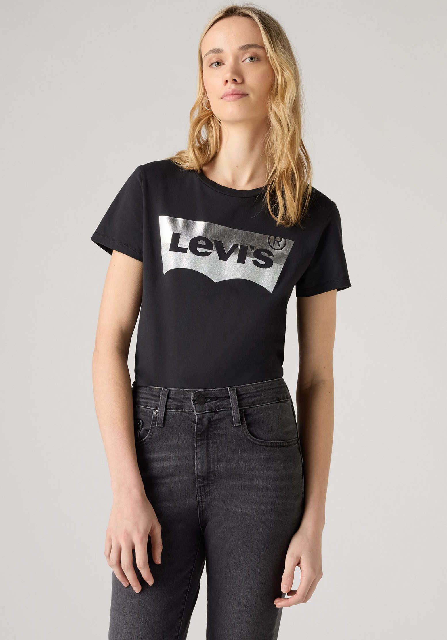 Levi's® Rundhalsshirt THE PERFECT TEE mit Logo im Metallic-Holo Print