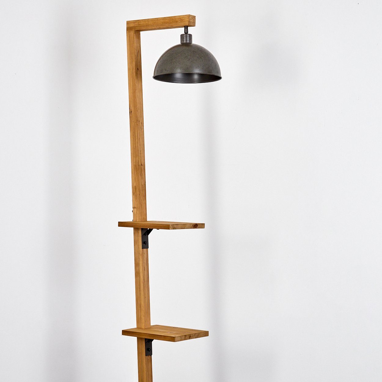 (26cm), Fußschalter, Metall/Holz hofstein E27 Nickel-Antik/Natur, Stehlampe Schirm 1x Ablageflächen, aus verstellbarer Leuchtmittel, in moderne Stehlampe ohne