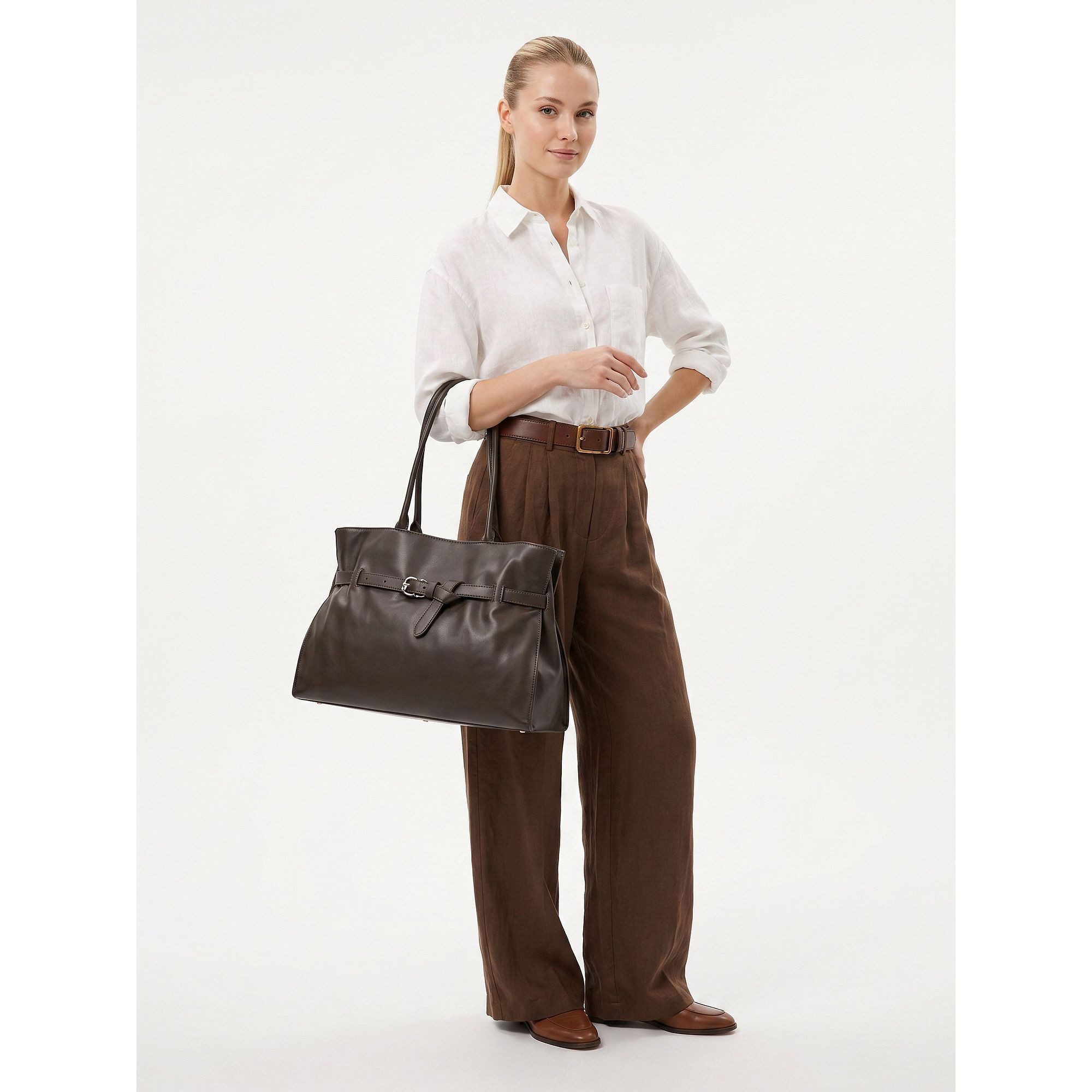 COCCINELLE Schultertasche Sabine, Polyurethan