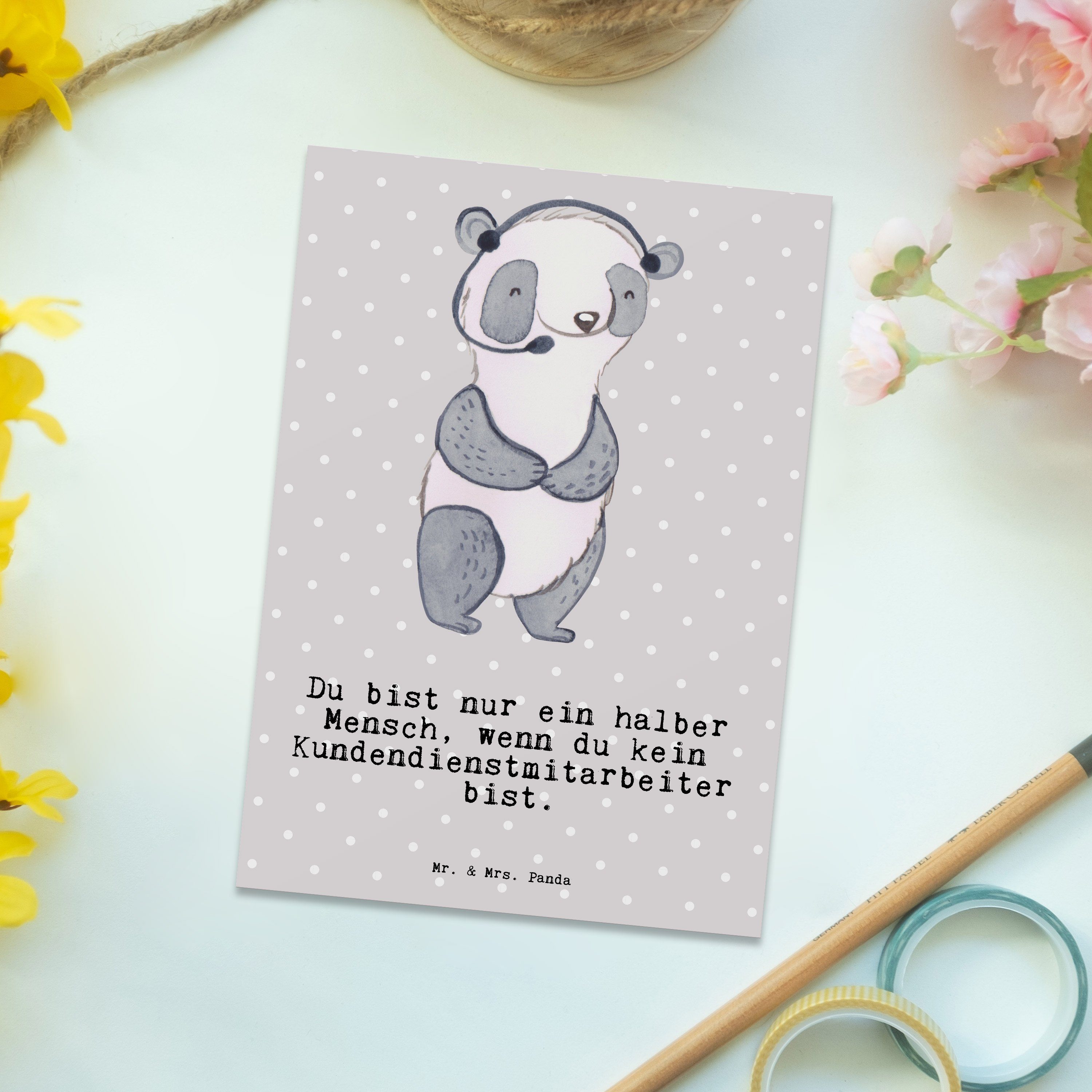 Mr. & Mrs. Panda Postkarte Kundendienstmitarbeiter mit Herz - Grau Pastell - Geschenk, Dankeskar