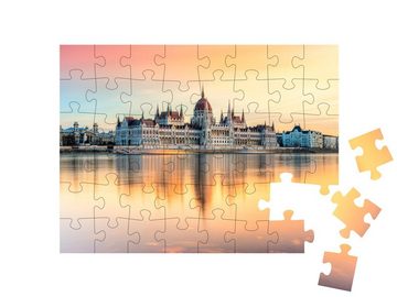 puzzleYOU Puzzle Budapester Parlament im Sonnenuntergang, Ungarn, 48 Puzzleteile, puzzleYOU-Kollektionen Budapest