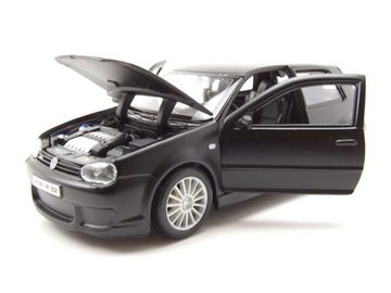 Maisto® Modellauto VW Golf 4 R32 matt schwarz Modellauto 1:24 Maisto, Maßstab 1:24