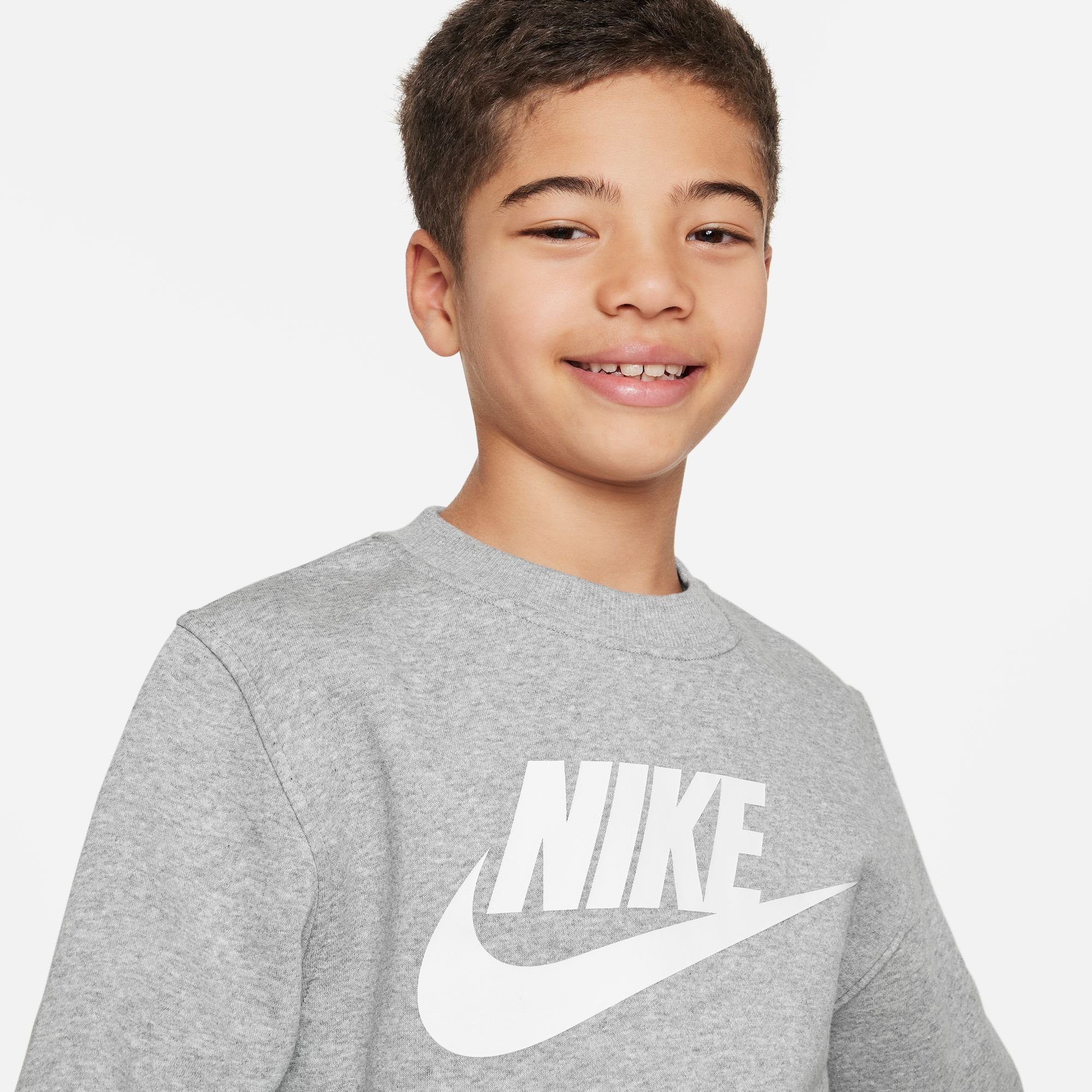 Nike Sportswear BIG SWEATSHIRT CLUB FLEECE DK Sweatshirt GREY KIDS' HEATHER/WHITE