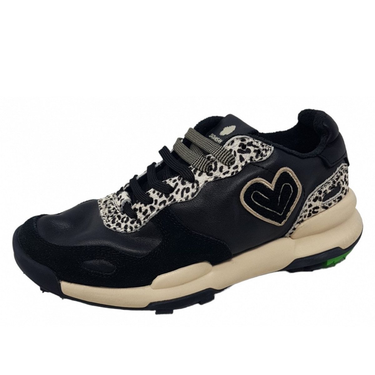 Charcrona Premium Sneaker