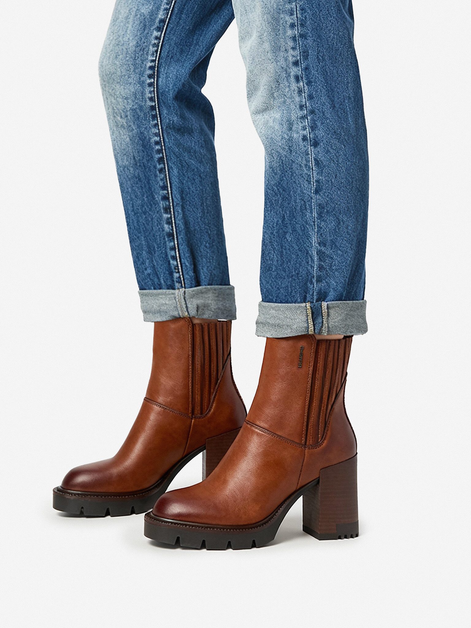 G-STAR G Star Raw Frauen-Fußstiefel Braun G-STAR RAW-CEO-WI34-CLEVELAND-02 Br Stiefel