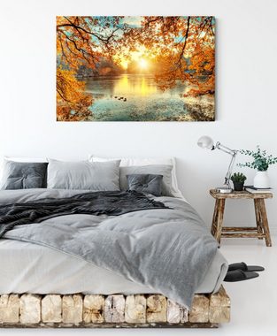 Pixxprint Leinwandbild Herbstbäume um See bei Sonnenuntergang, Herbstbäume um See bei Sonnenuntergang (1 St), Leinwandbild fertig bespannt, inkl. Zackenaufhänger