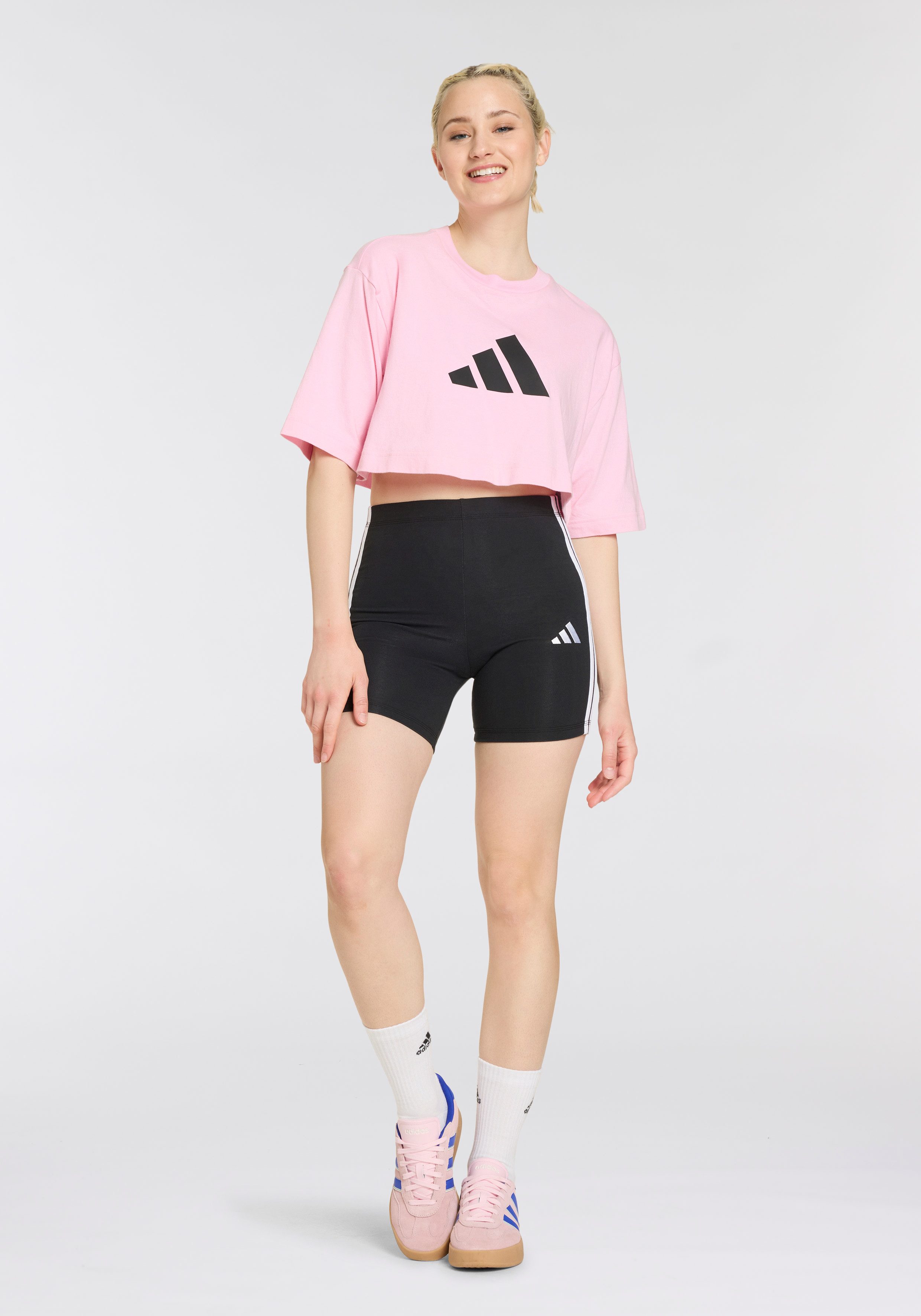 adidas Sportswear Shorts ESSENTIALS 3-STREIFEN HIGH WAISTED KURZE LEGGINGS kurze Leggings, mittelhoher Bund, flacher, elastischer Bund – Bild 4 von 5