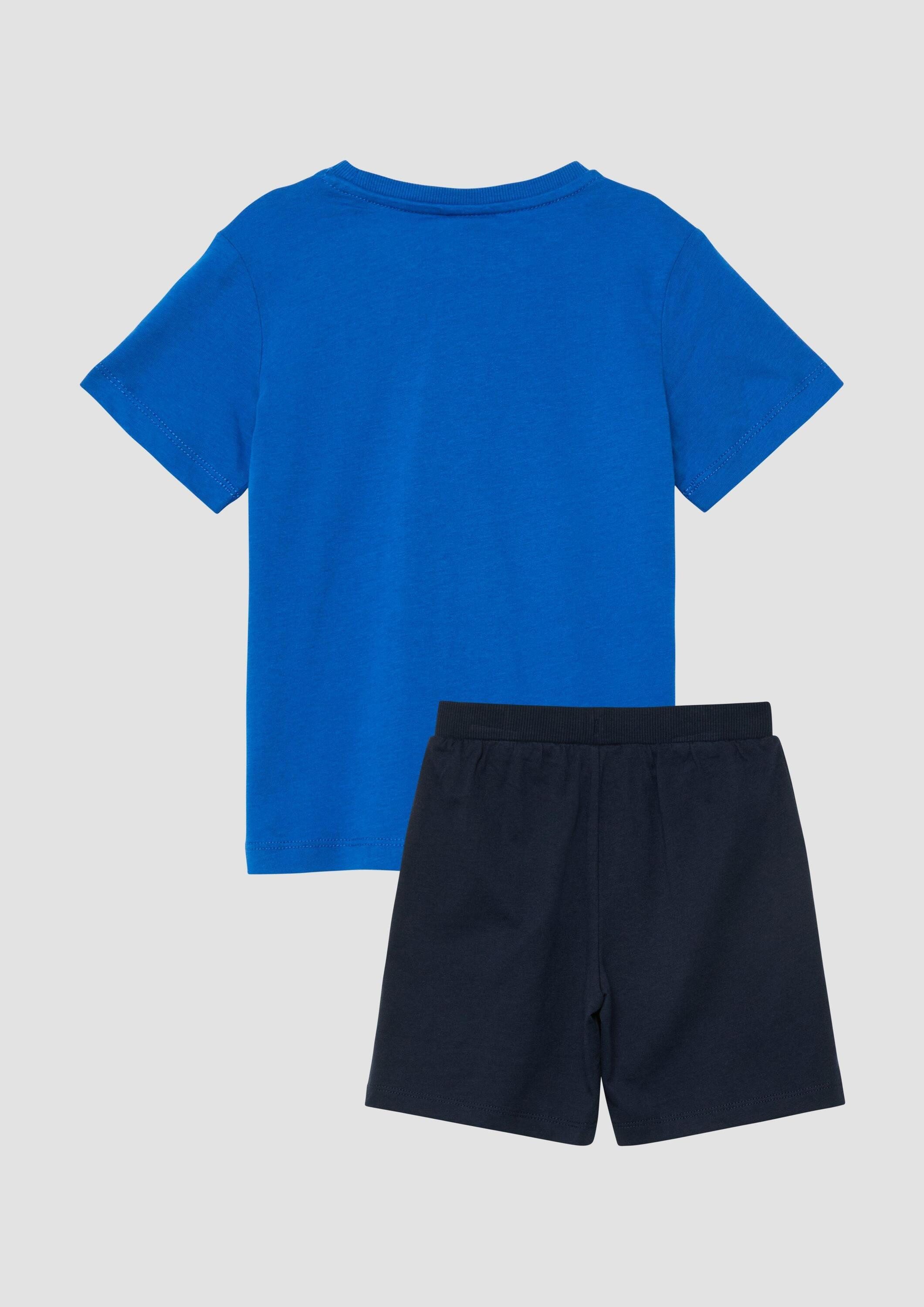 s.Oliver Kurzarmshirt T-Shirt Set aus T-Shirt mit Frontprint und Jersey-Bermuda