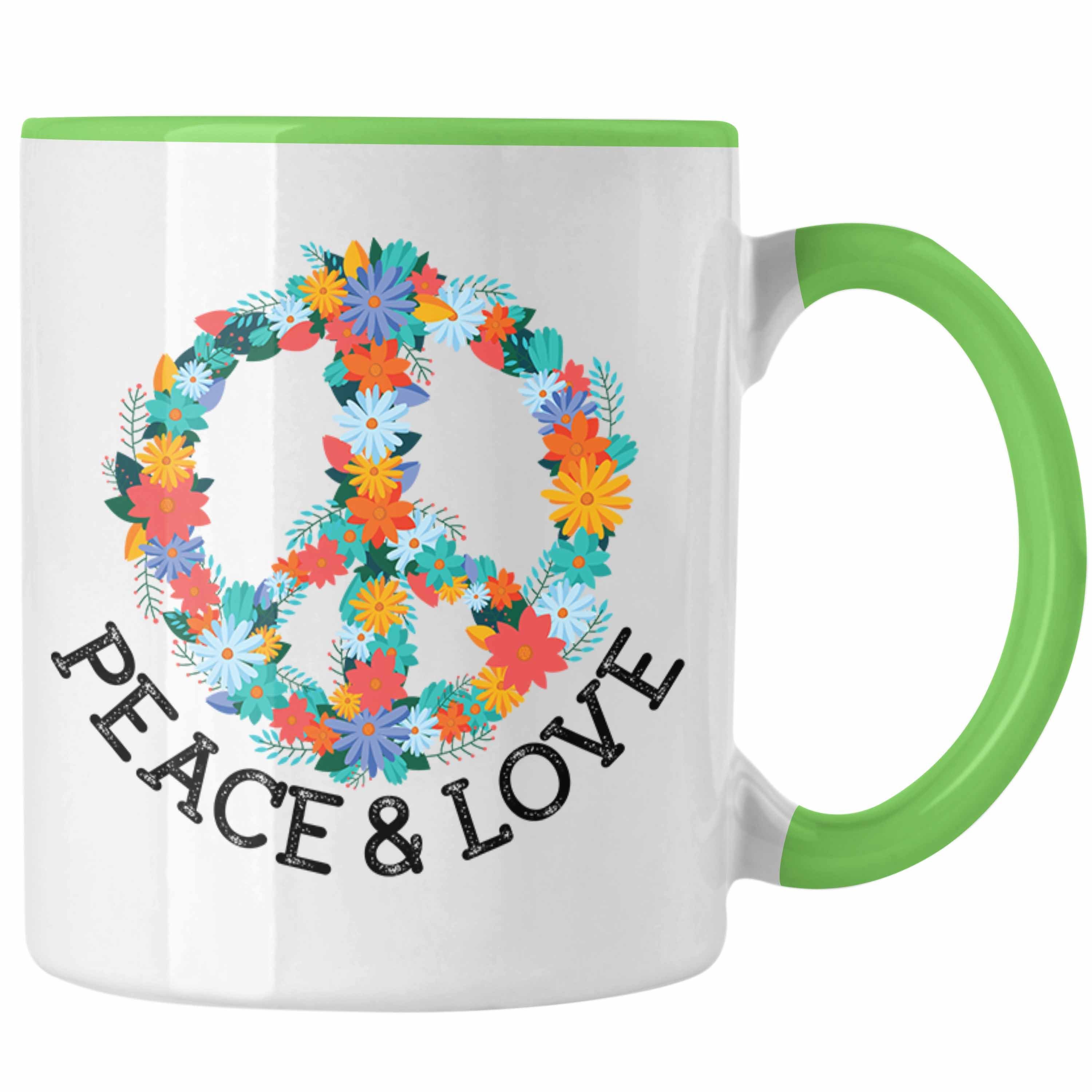 Trendation Tasse Trendation - Peace & Love Zeichen Tasse Frieden Hippie 90er 80er Grafik Geschenk Blumen Grün