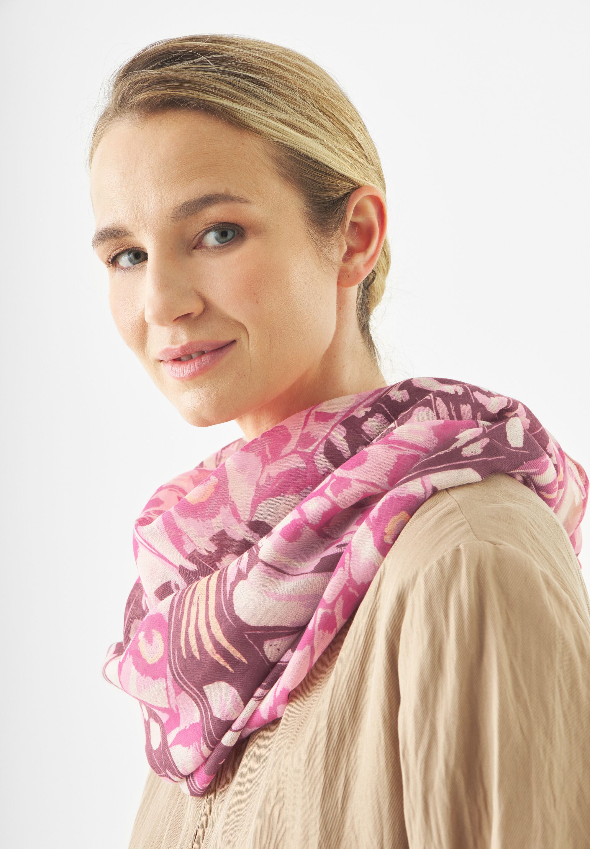 Codello Modeschal, (1-St), geringer Aufwand