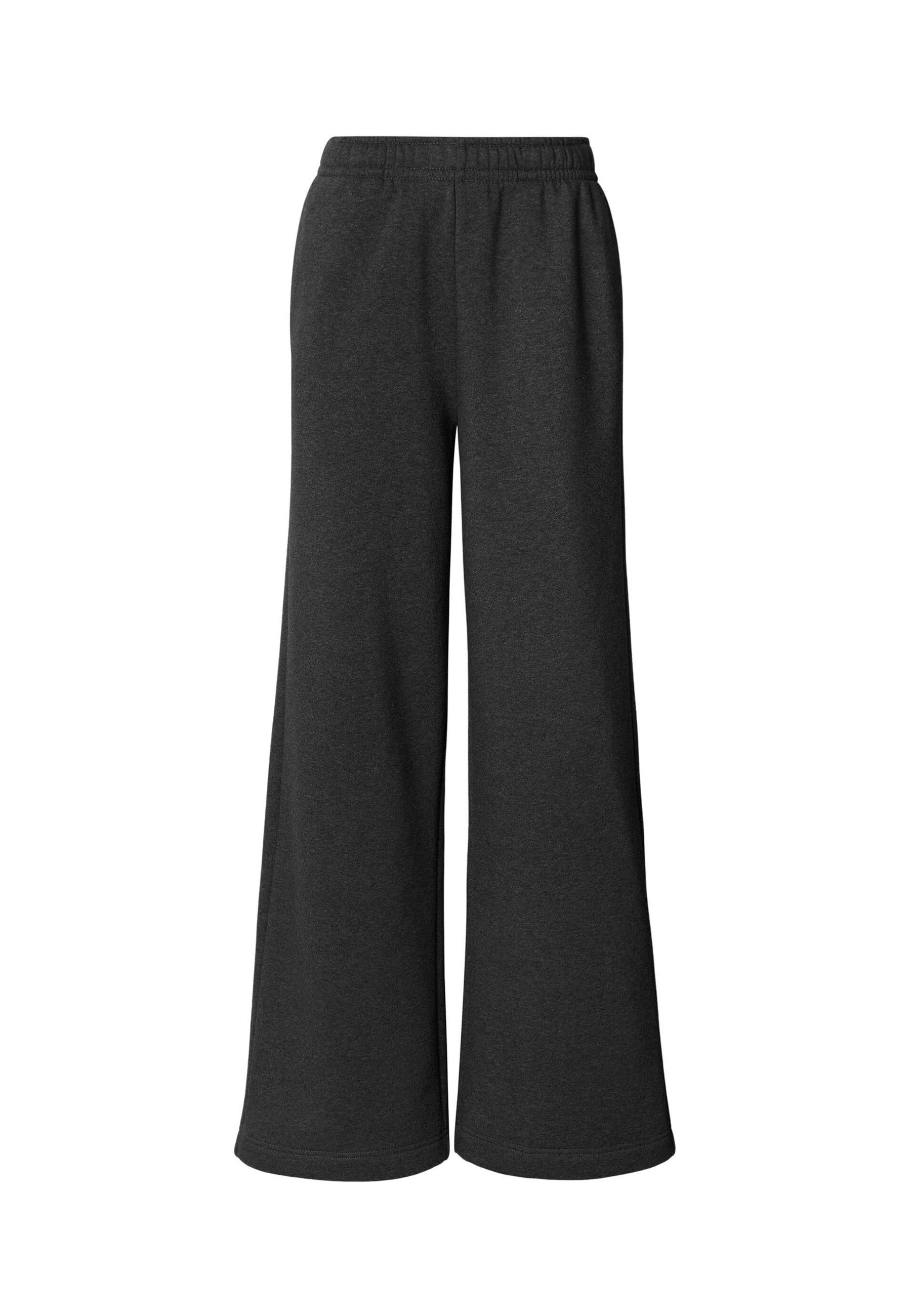 URBAN CLASSICS Jogginghose Urban Classics Ladies Fluffy Wideleg Trackpants (1-tlg)