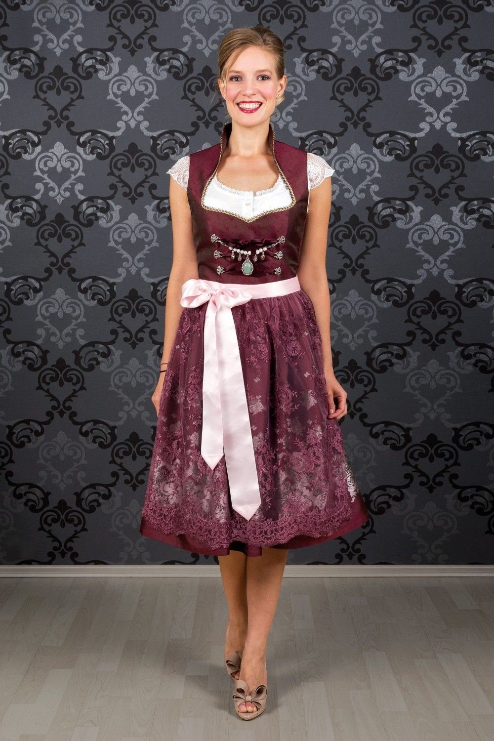 Edelnice Dirndlbluse