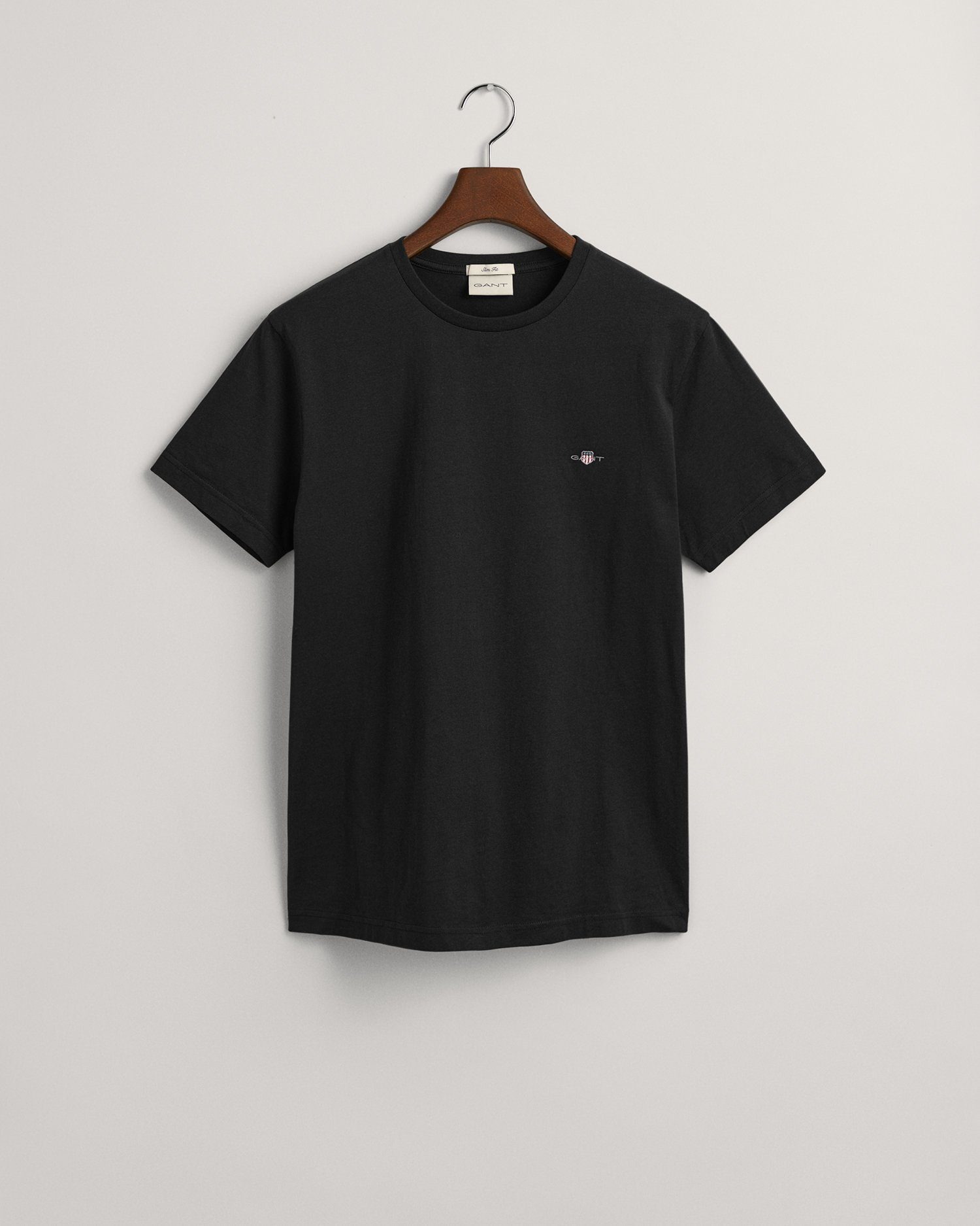 Gant T-Shirt SLIM mit T-SHIRT auf SHIELD der SS Brust Logostickerei black