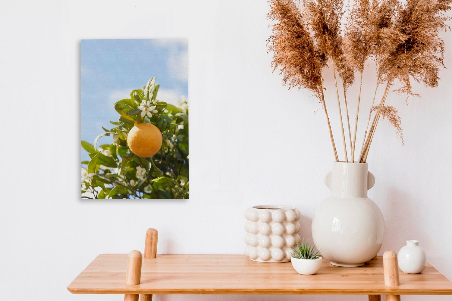 OneMillionCanvasses® Leinwandbild 20x30 Leinwandbild Baum - Zackenaufhänger, Orange inkl. fertig St), (1 bespannt - Frucht, cm Gemälde