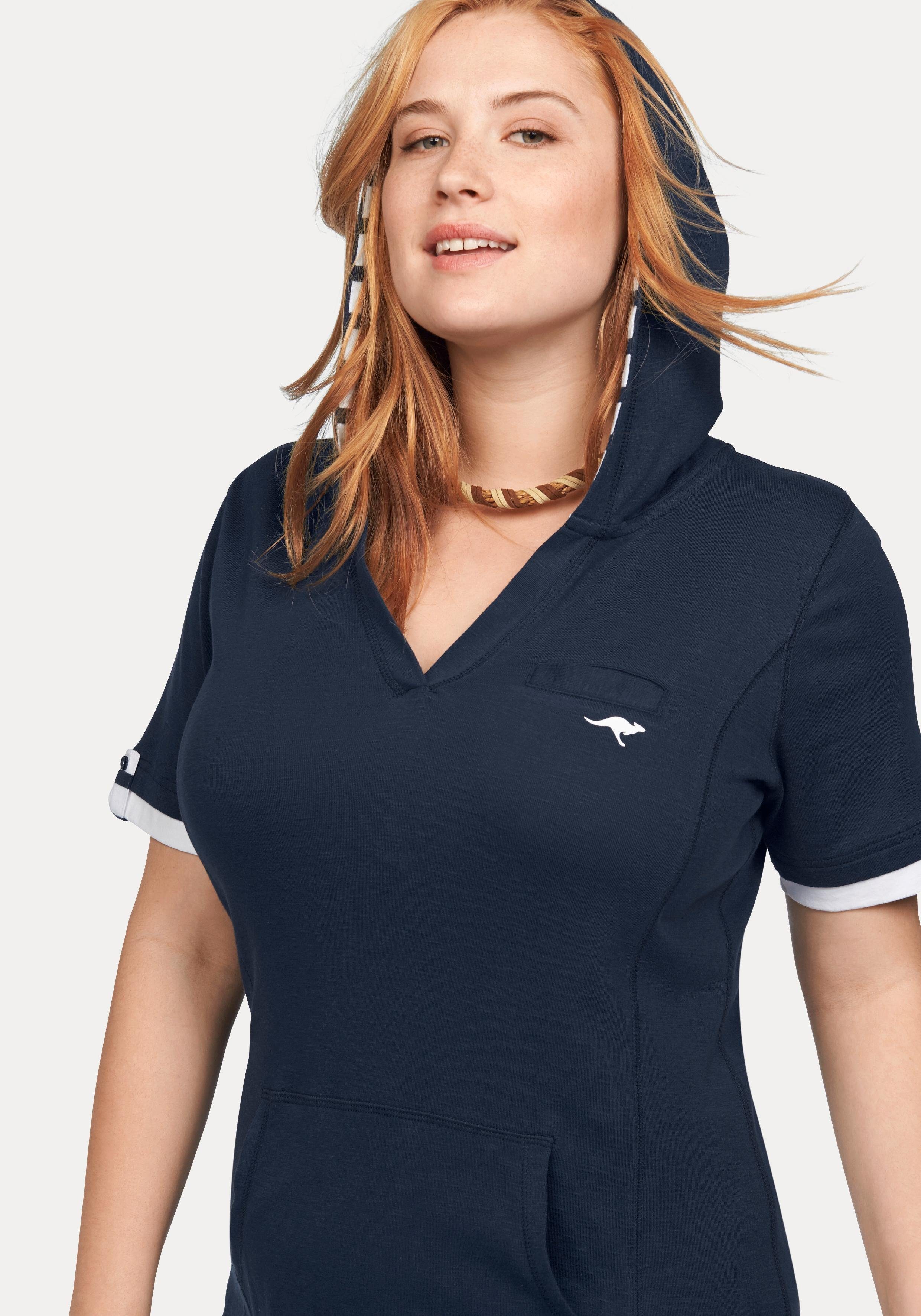 KangaROOS Sweatkleid in Longform, aus Baumwoll-Sweatqualität, mit Kängurutasche