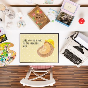 Mr. & Mrs. Panda Schreibtischunterlage Igel Beten - Gelb Pastell - Geschenk, Schreibtisch Unterlagen, Tiermo, (1 tlg)