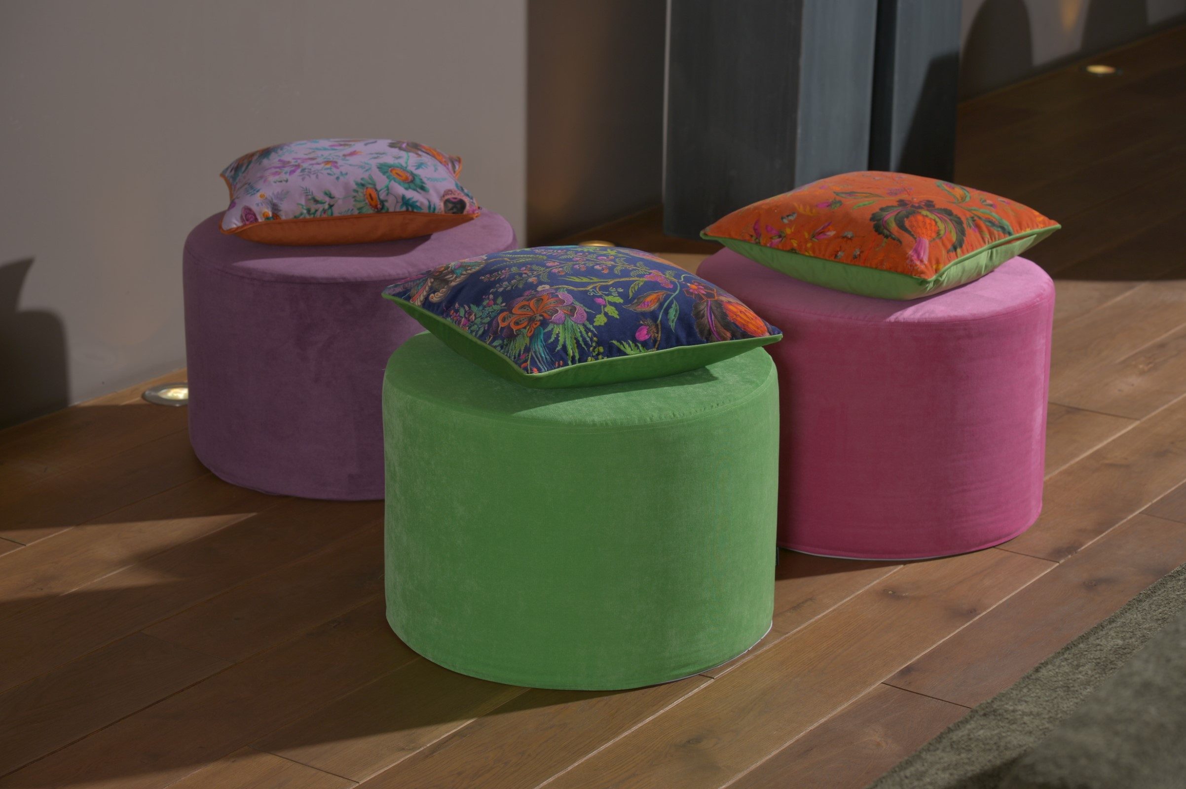 H.O.C.K. Sitzhocker H.O.C.K. Versatil Hocker rund Pouf ø60x40cm Uni mauve lila col. 23, Hocker, Barhocker & Sitzhocker, Schminktischhocker, Wohnzimmer Hocker
