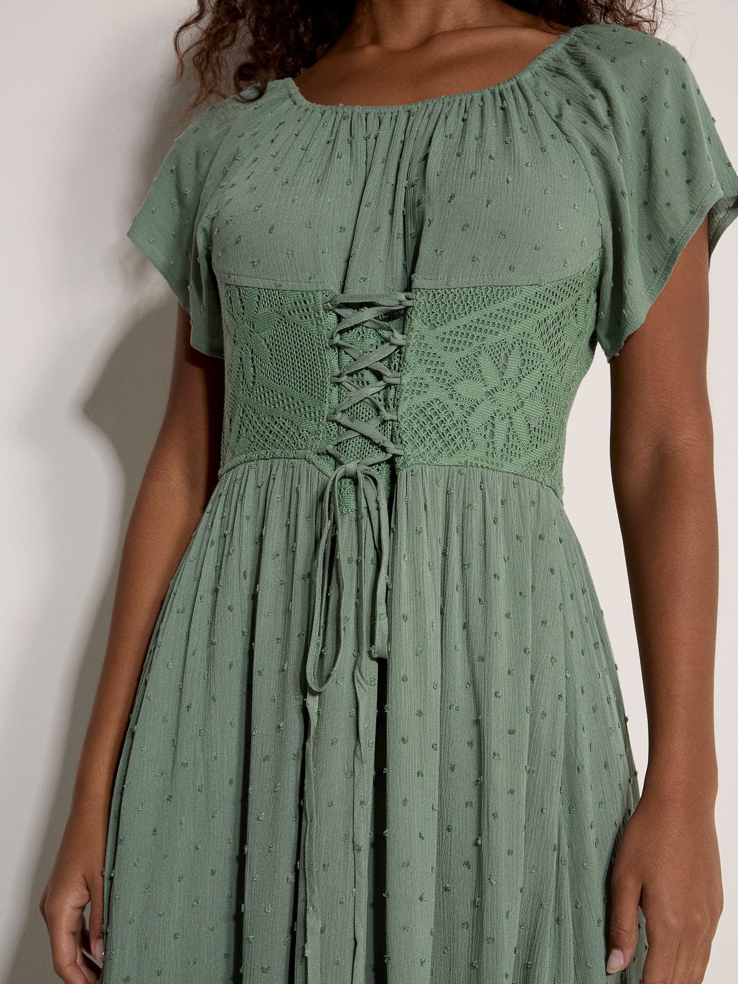 Apricot Spitzenkleid Korsett-Maxikleid . mit Spitzendetails