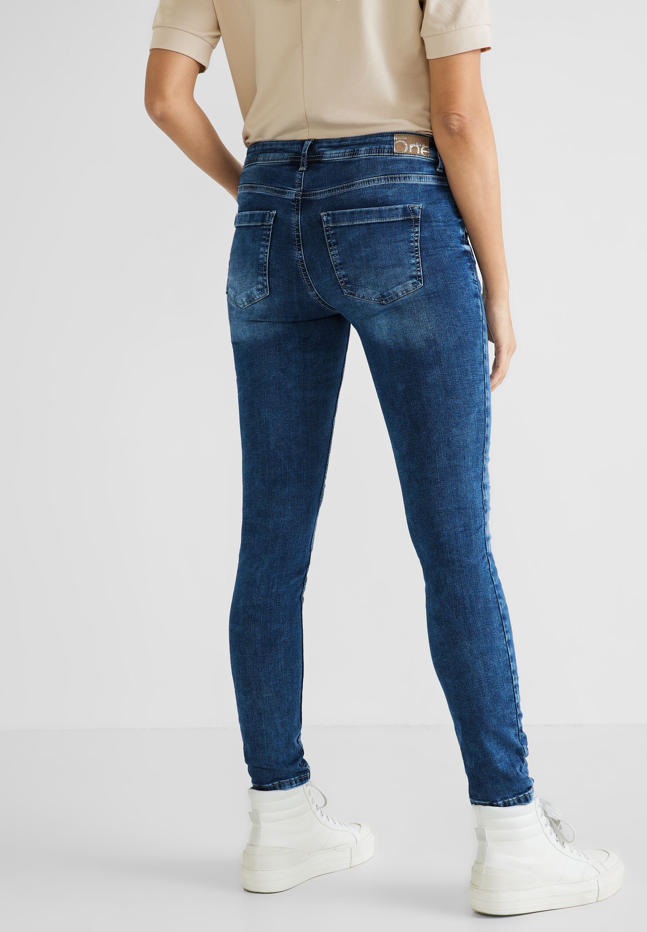 STREET Style 4-Pocket Slim-fit-Jeans ONE