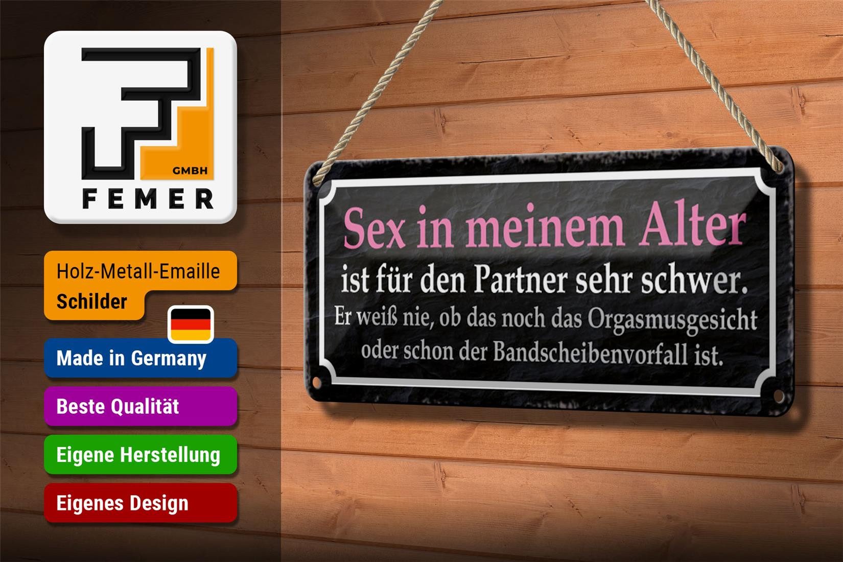 Femer GmbH Metallschild Spruch 27x10cm Sex im meinem Alter ist schwer, (1 St), gewölbte Oberfläche, abgerundete Ecken, umgeschlagene Kanten