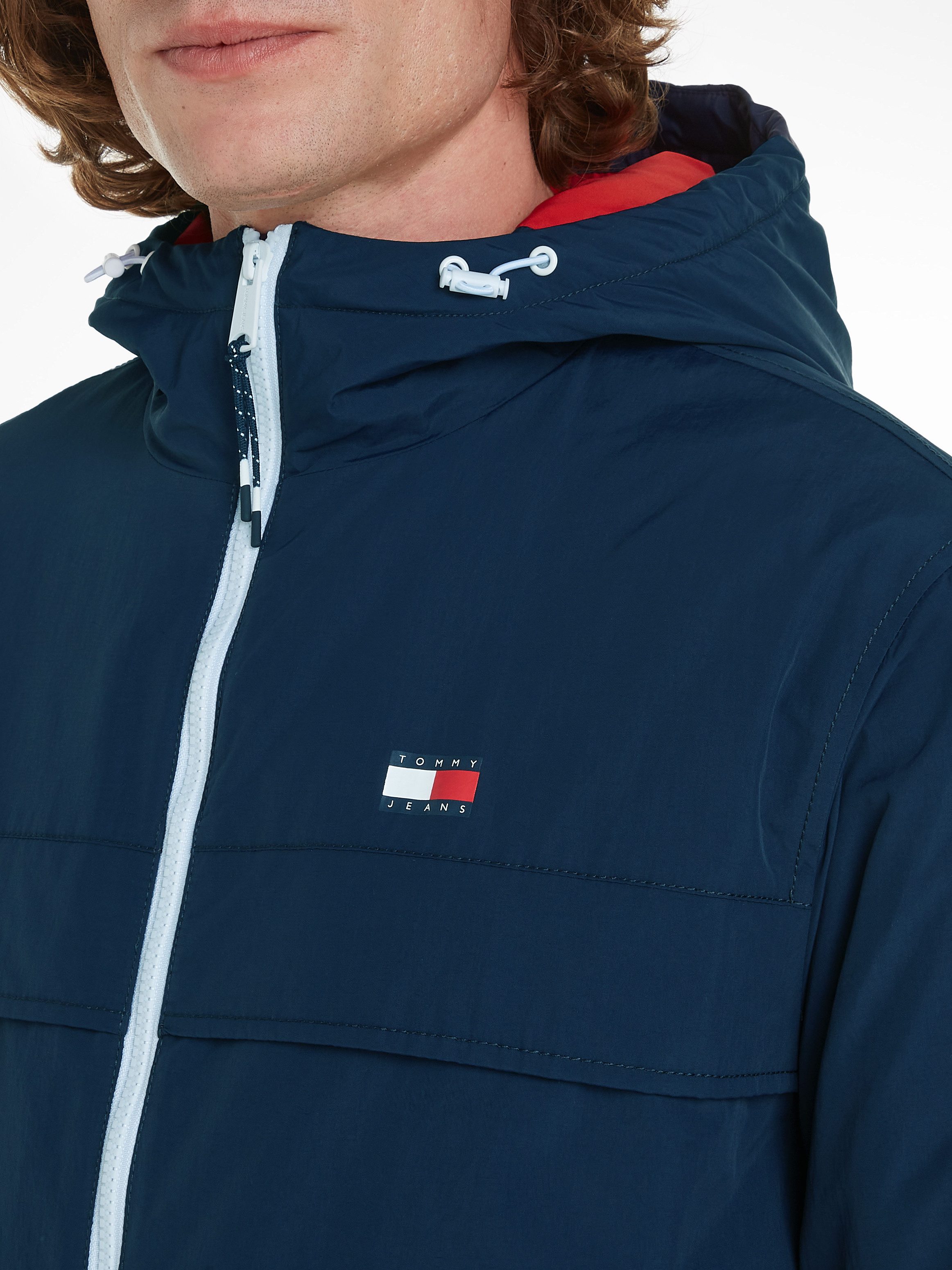 Tommy Jeans Outdoorjacke TJM PADDED SOLID CHICAGO EXT mit Logoprägung