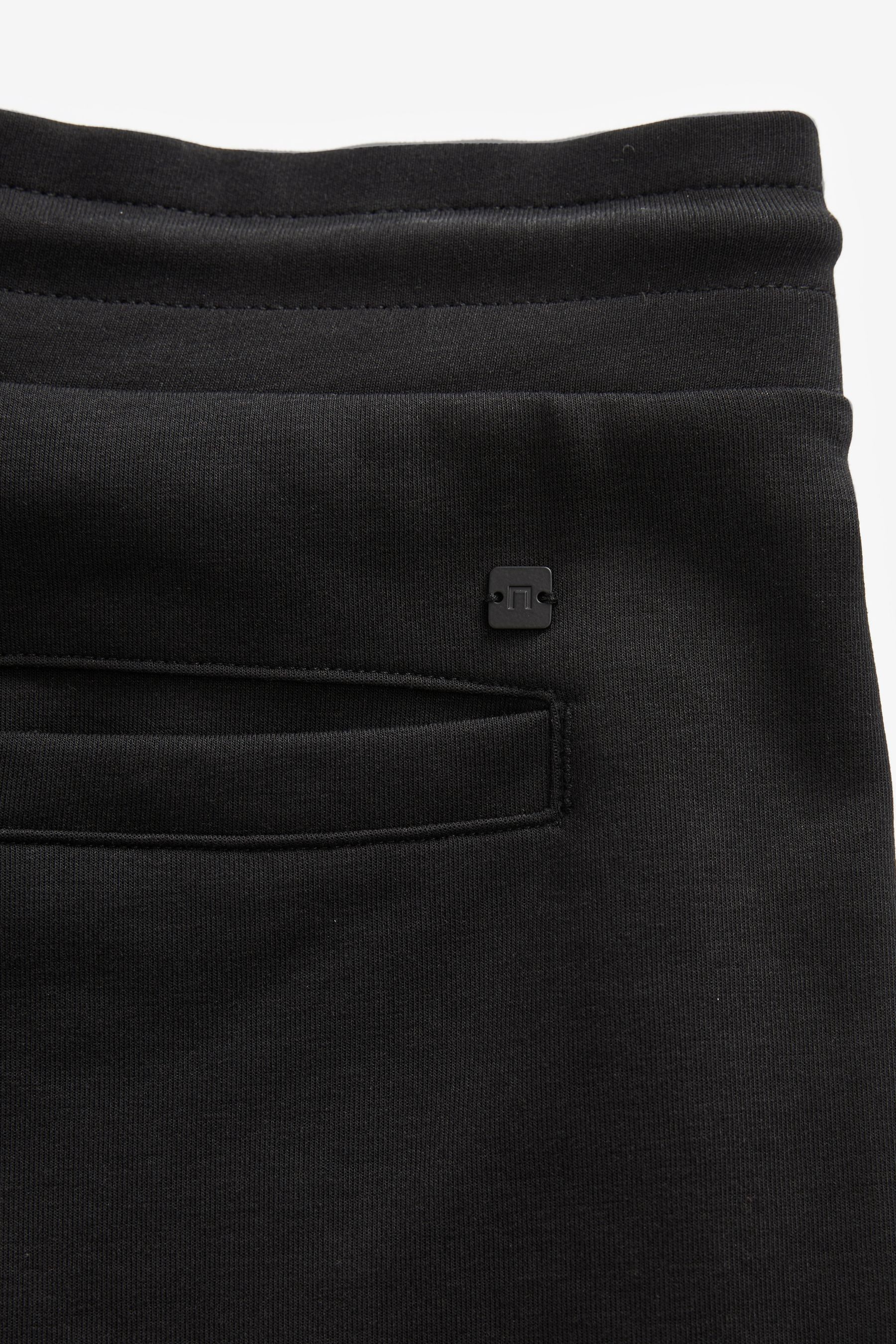 Next Sweatshorts Straight Fit Jersey-Shorts, Reißverschlusstasche (1-tlg)