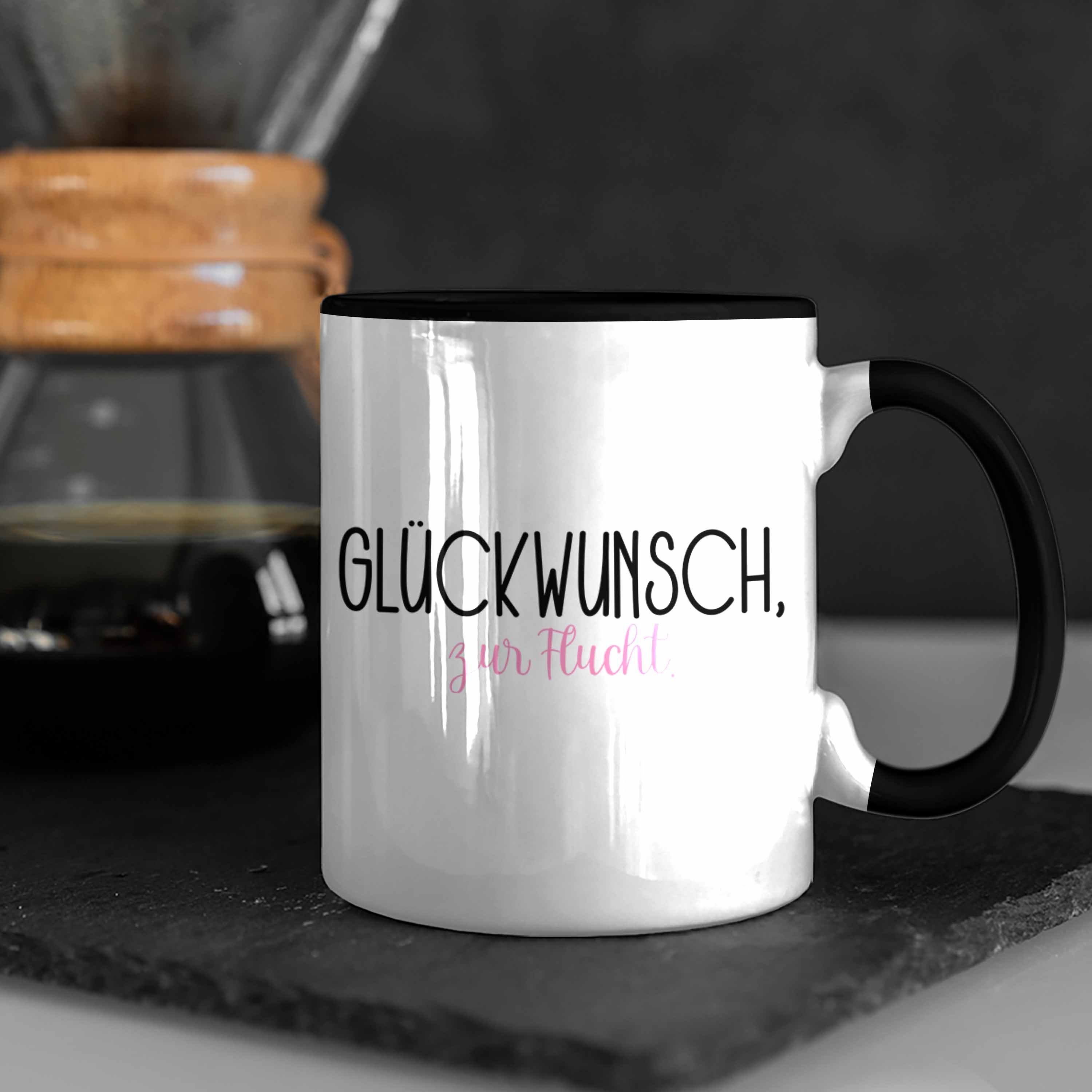 Trendation Tasse Kollege Abschiedsgeschenk Schwarz Geschenk - Sprüche Trendation Zur Jobwechsel Abschied Kollegin Lustig Glückwunsch Flucht Tasse 