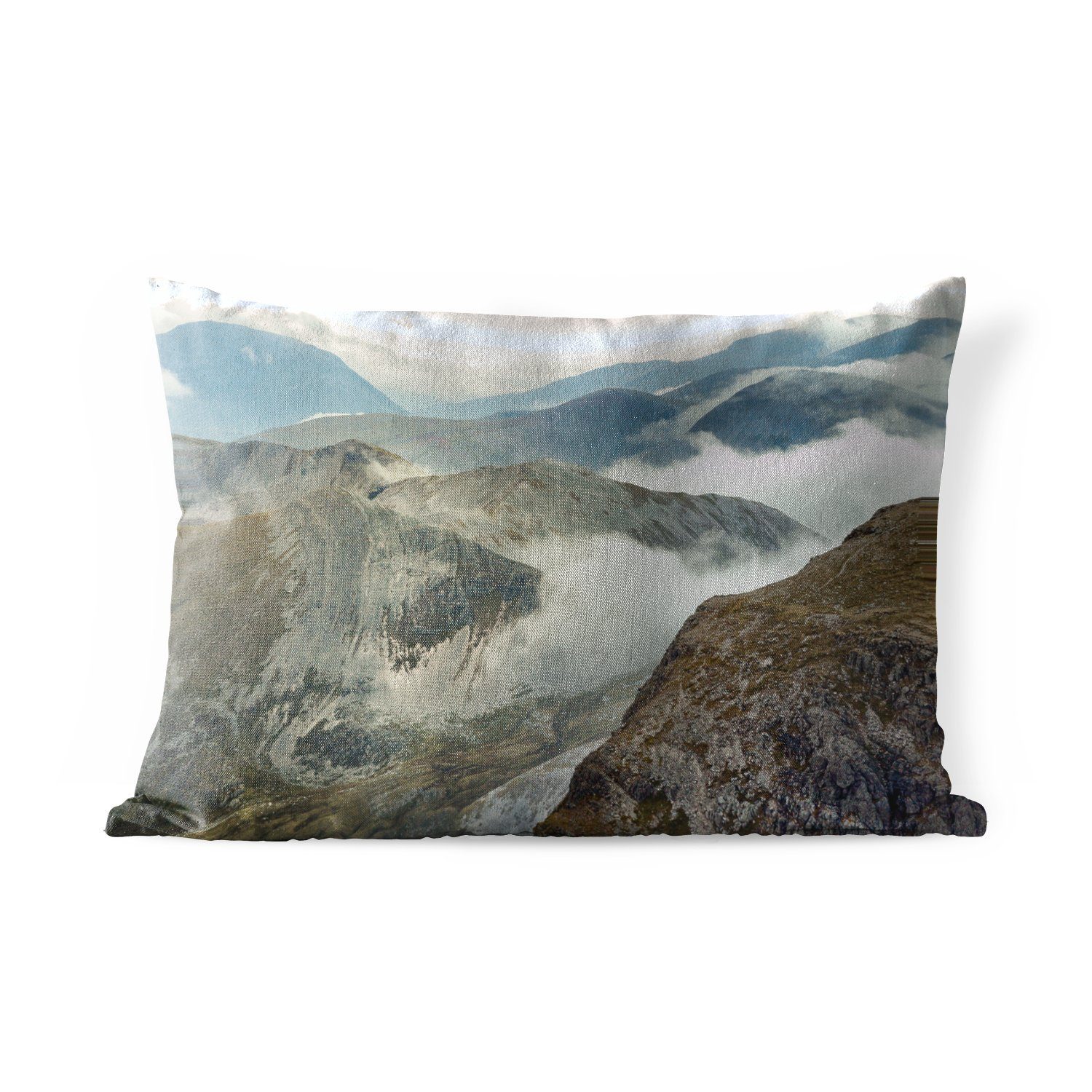 Polyester, in auf Kissenhülle Wolkendecke Nevis Weg zum MuchoWow Schottland, Dekokissenbezug, Outdoor-Dekorationskissen, dem Dekokissen Ben